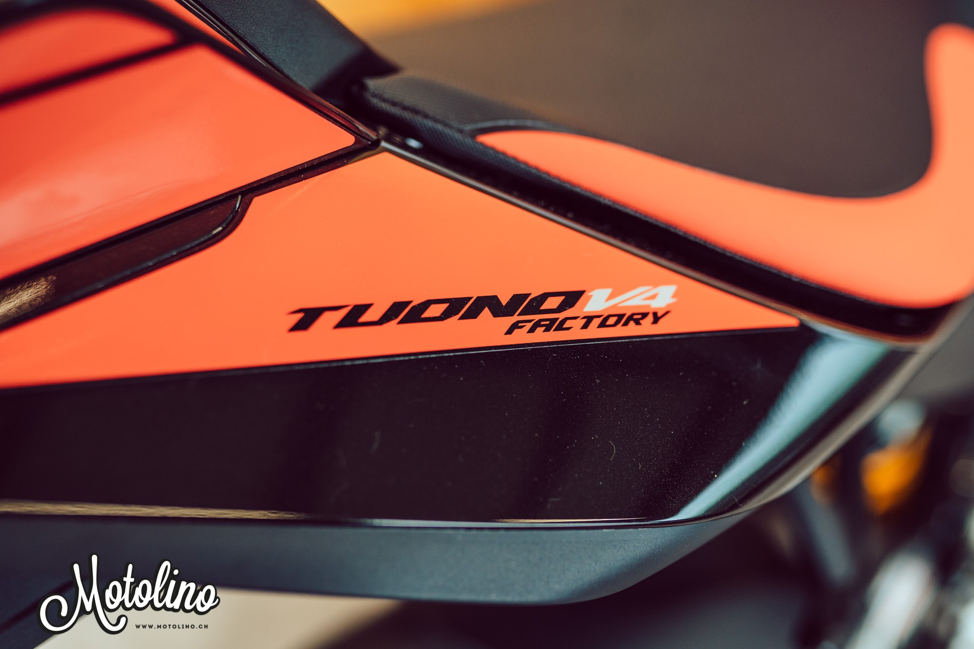 APRILIA Tuono V4 1100 Factory E5+ 2025-image-8