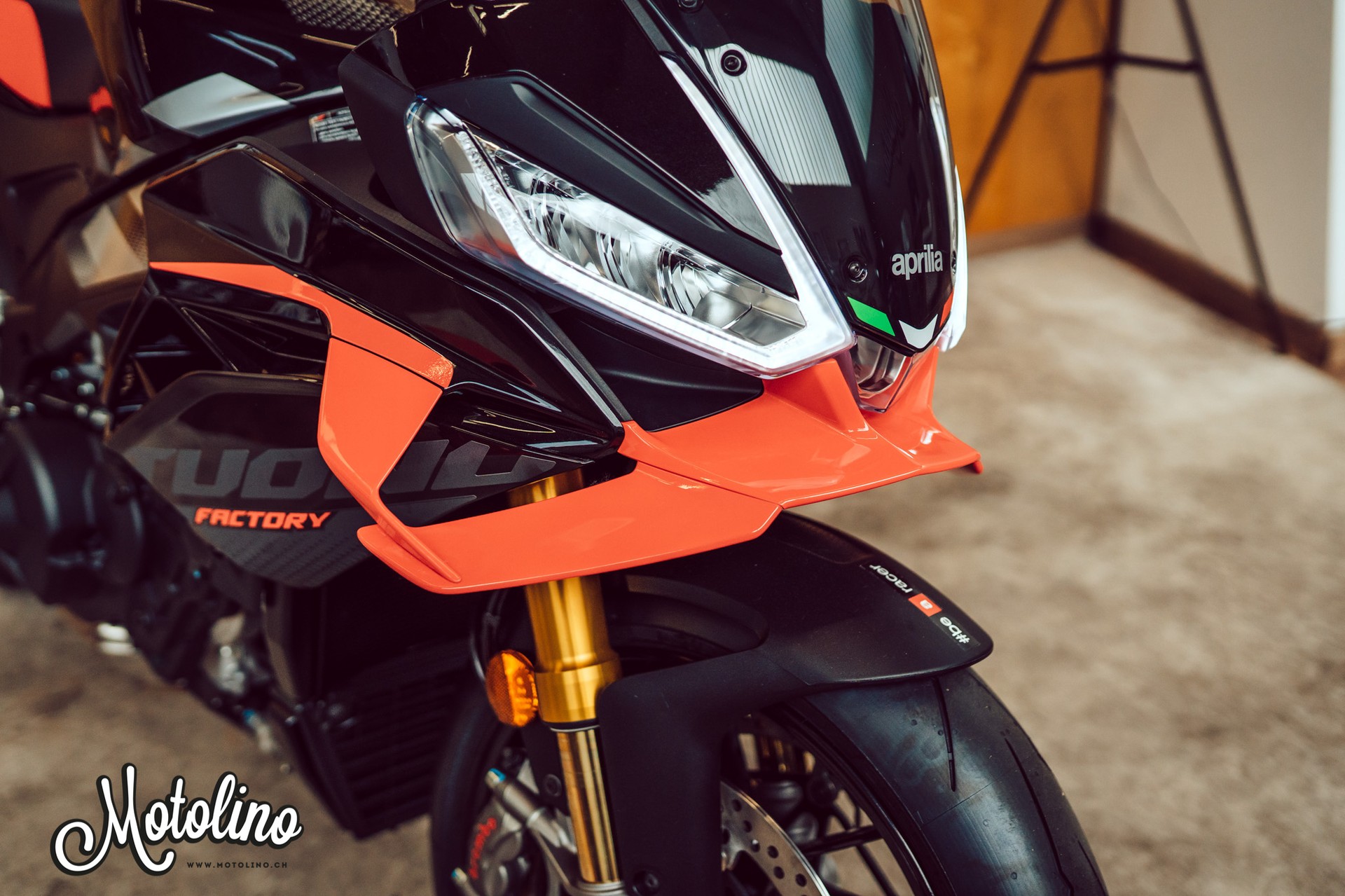 APRILIA Tuono V4 1100 Factory E5+ 2025-image-12