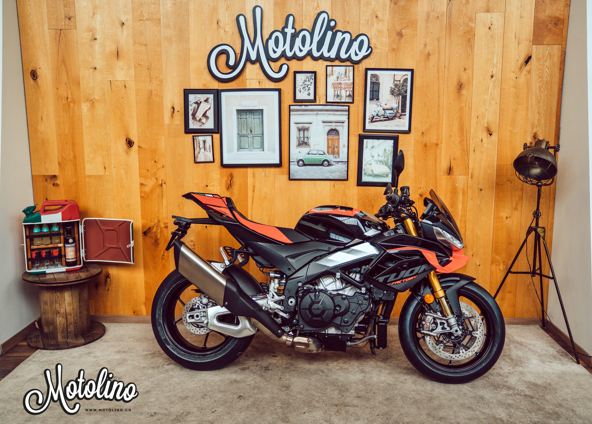 APRILIA Tuono V4 1100 Factory E5+ 2025-image-2