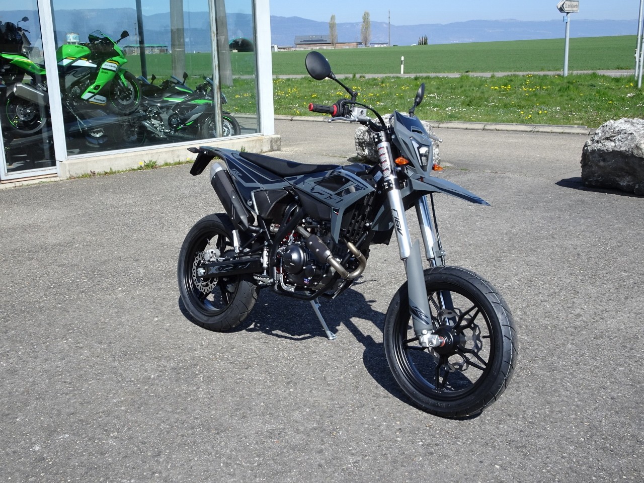 BETA RR 125 T Motard-showroom-element-1