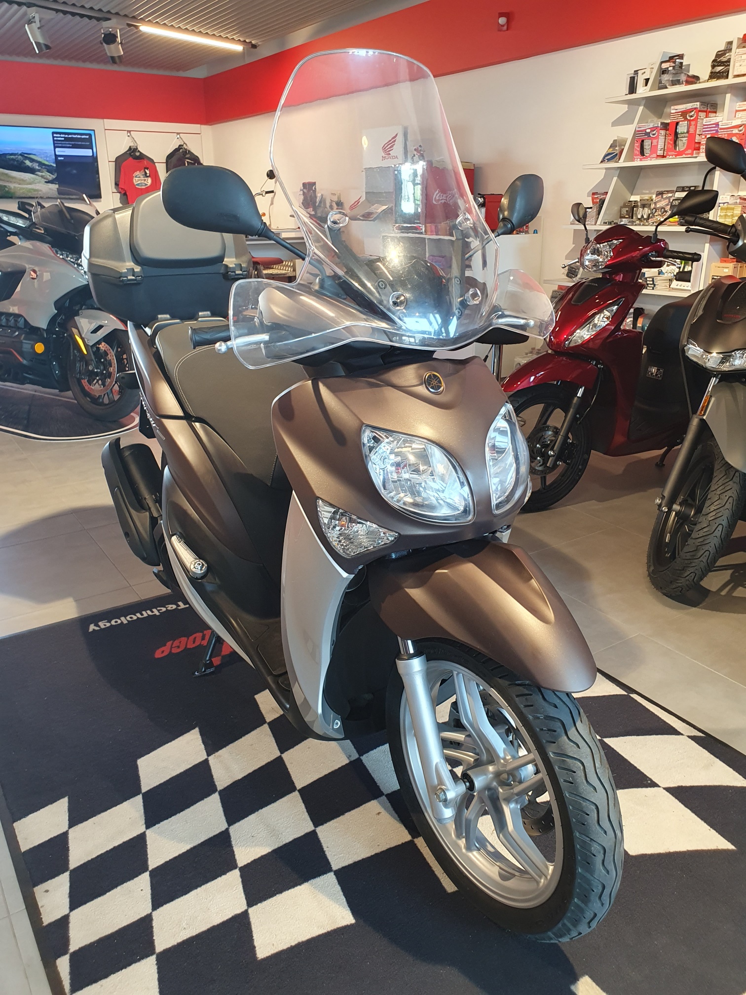 Xenter 125 Xenter 150 Nuovo Bike Yamaha 125 Xenter Prezzo Yamaha