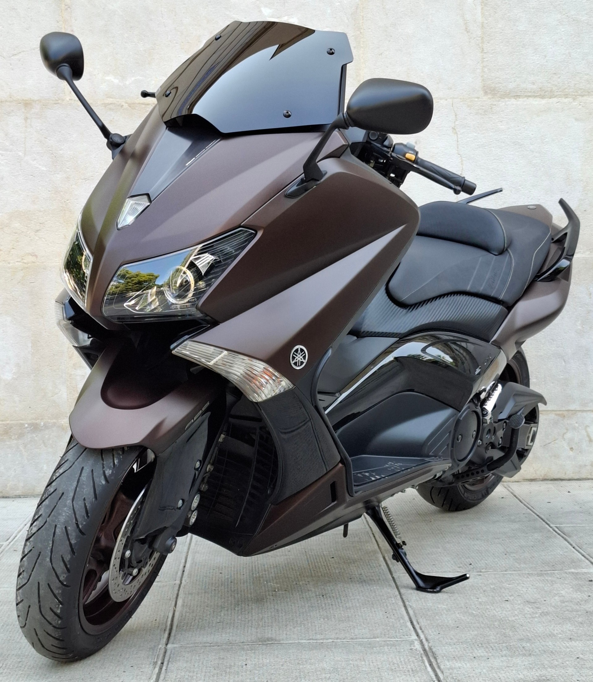 YAMAHA T-MAX XP 530 Bronze Max ABS-showroom-element-3
