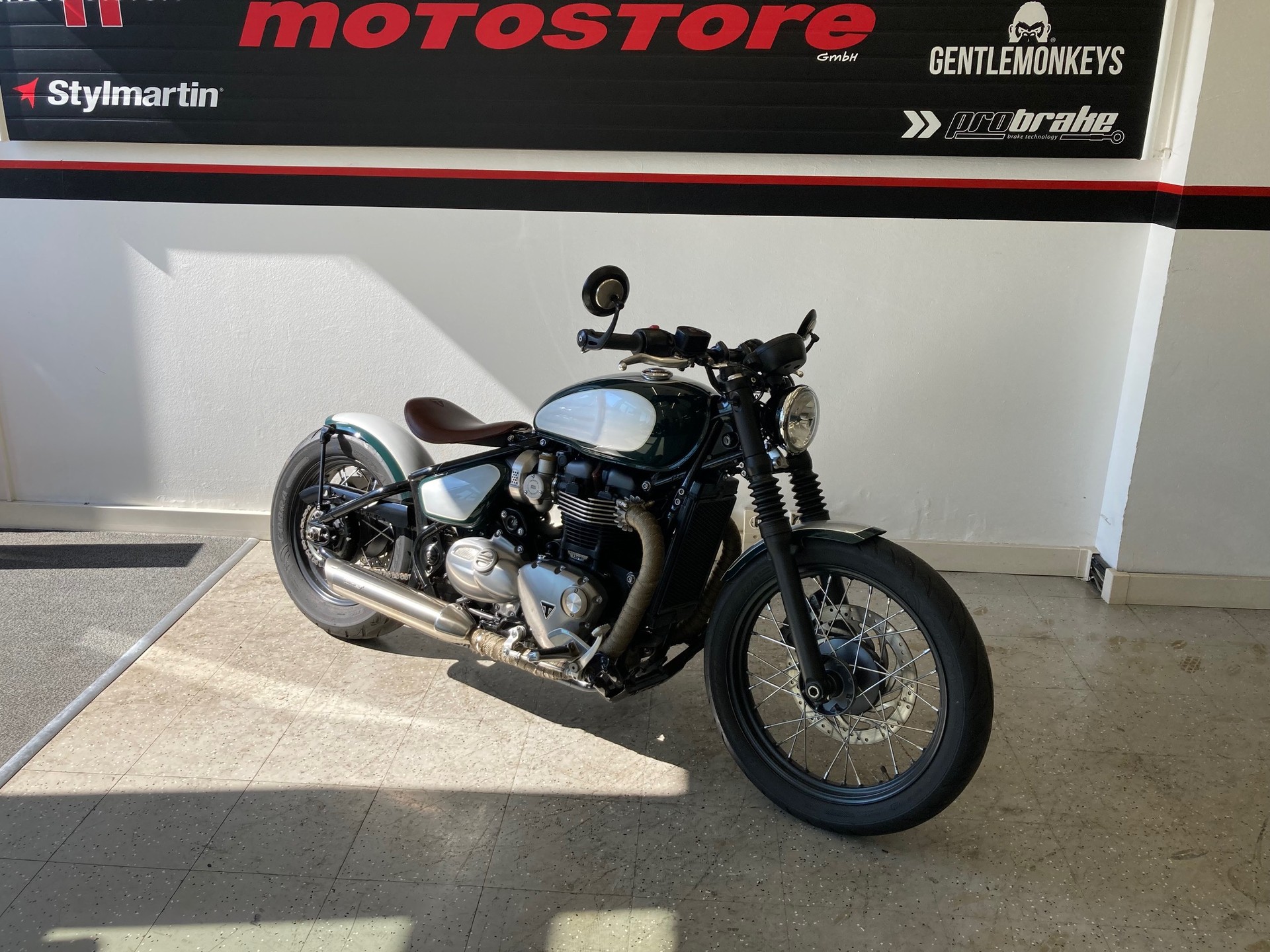 TRIUMPH Bonneville 1200  Bobber ABS