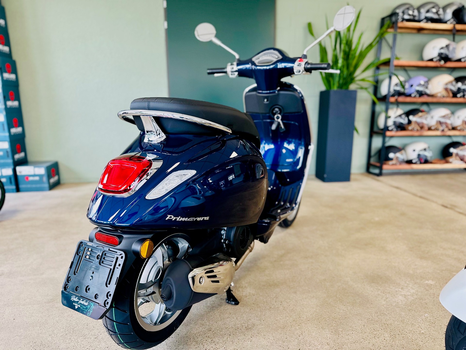 PIAGGIO Vespa 125 Primavera-image-2