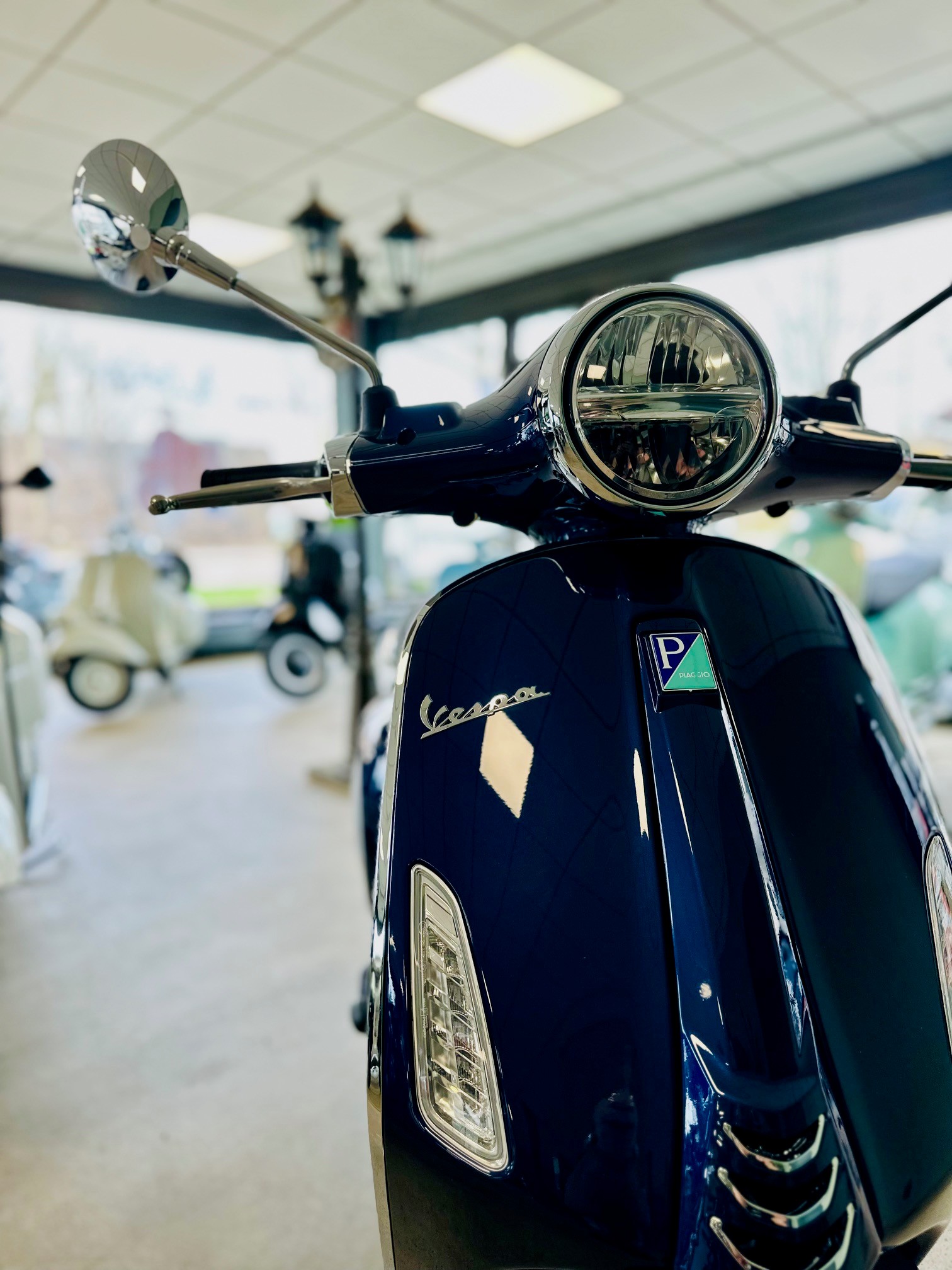 PIAGGIO Vespa 125 Primavera-image-5