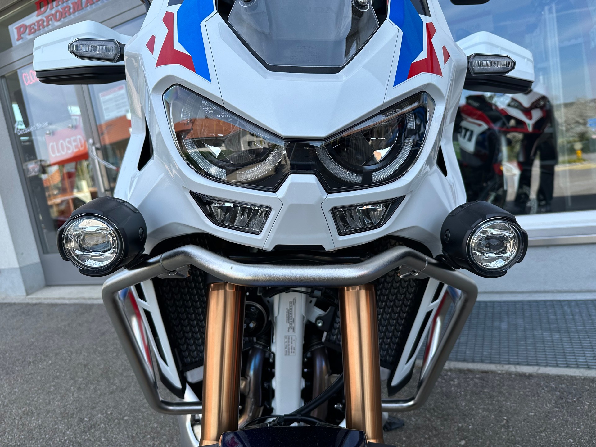 HONDA CRF 1100 Africa Twin Adventure Sports DTC-showroom-element-1