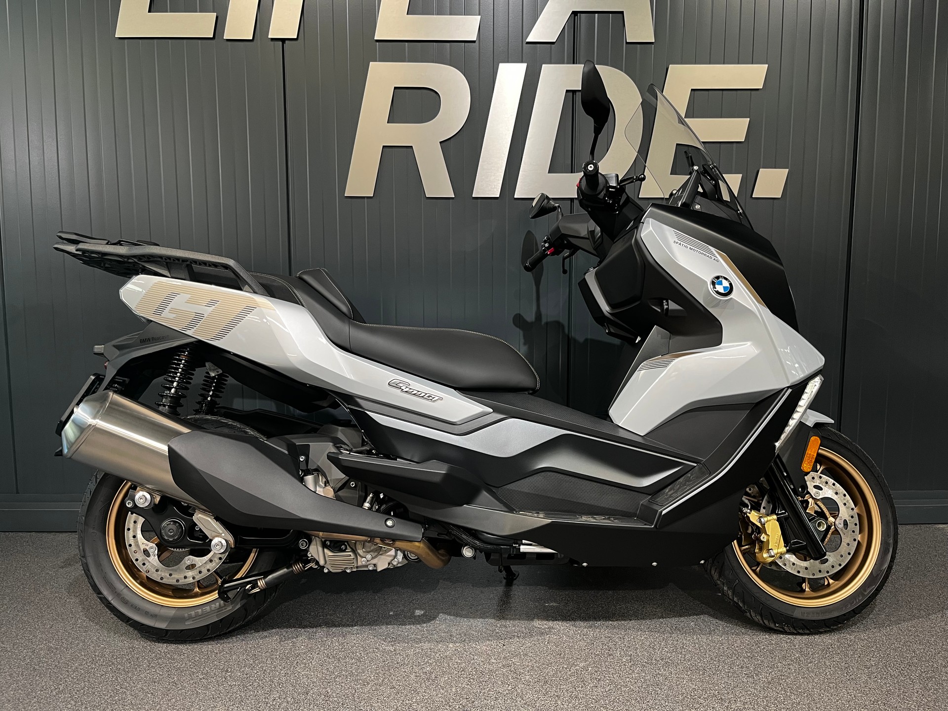 BMW C 400 GT-image-0