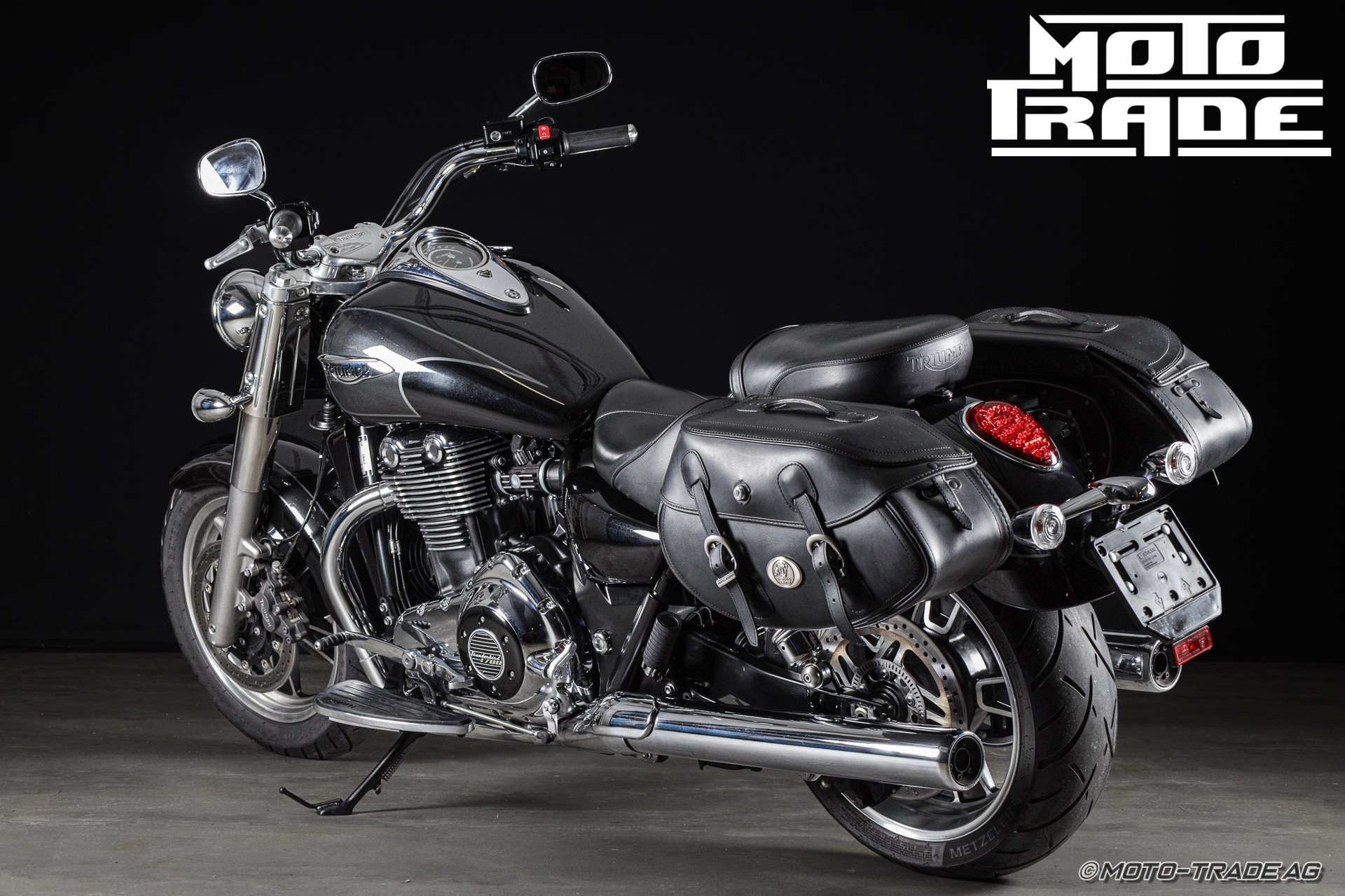 TRIUMPH Thunderbird Commander 1700 ABS-showroom-element-3