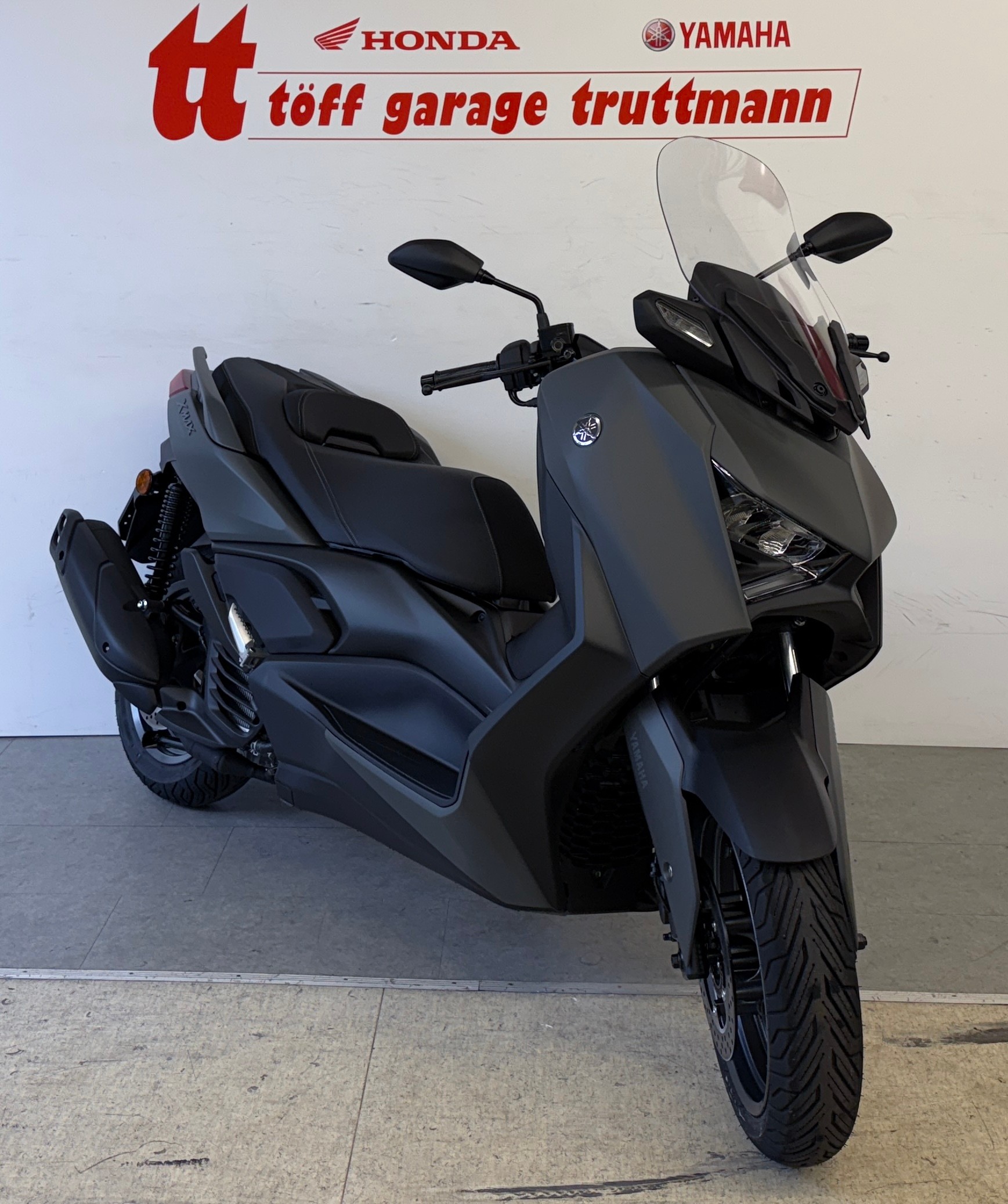 YAMAHA X-Max YP 125-showroom-element-2