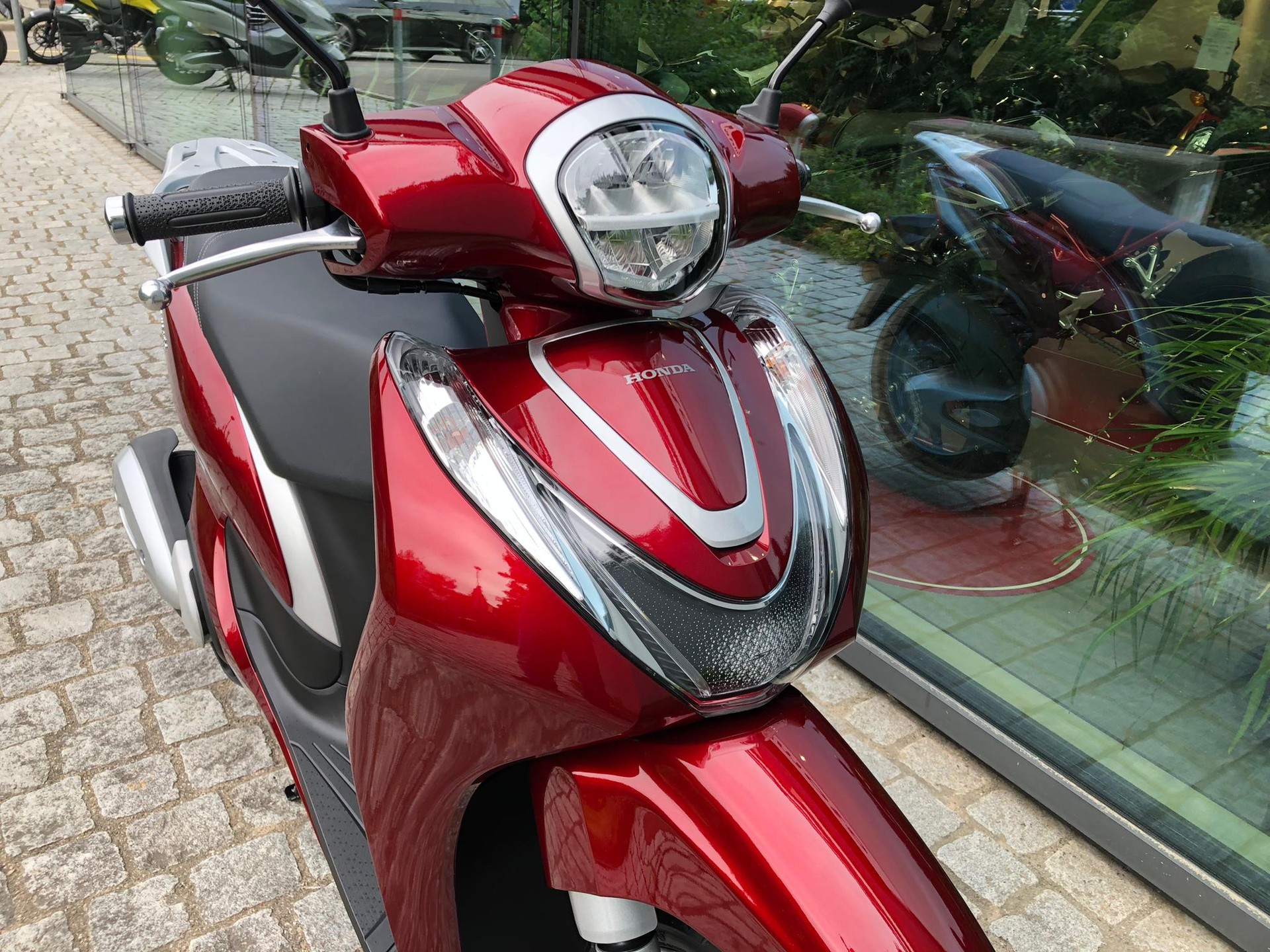 HONDA SH 125 i Mode-showroom-element-2