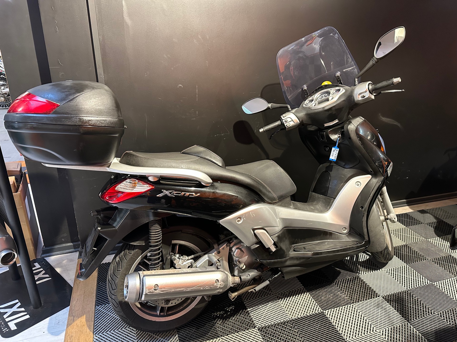 Alghero 125 Motocross Usato Scooter Yamaha Xenter 125 Km Annuncio