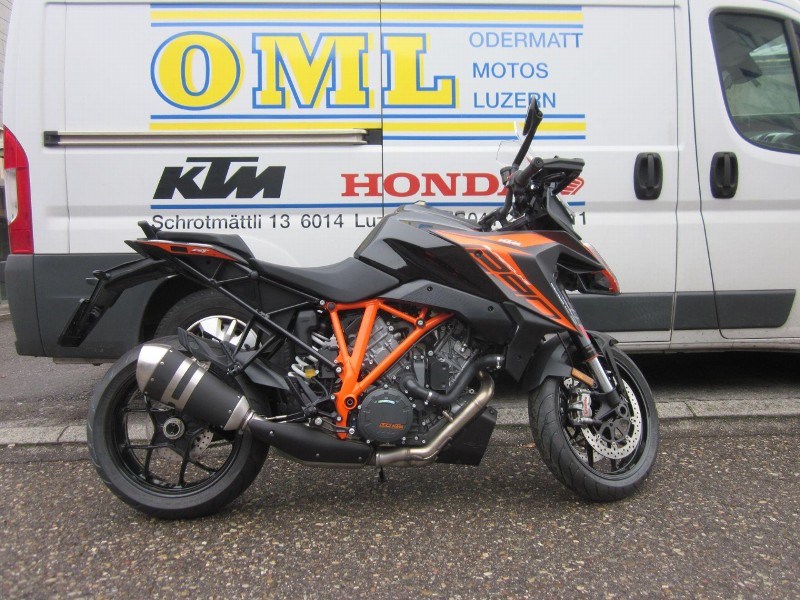 KTM 1290 Super Duke GT