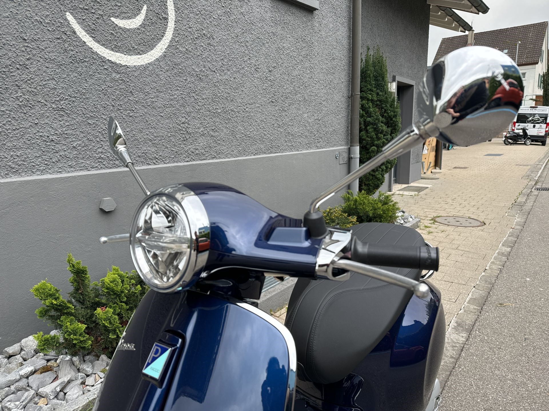 PIAGGIO Vespa Primavera 125 ABS E5+-showroom-element-1