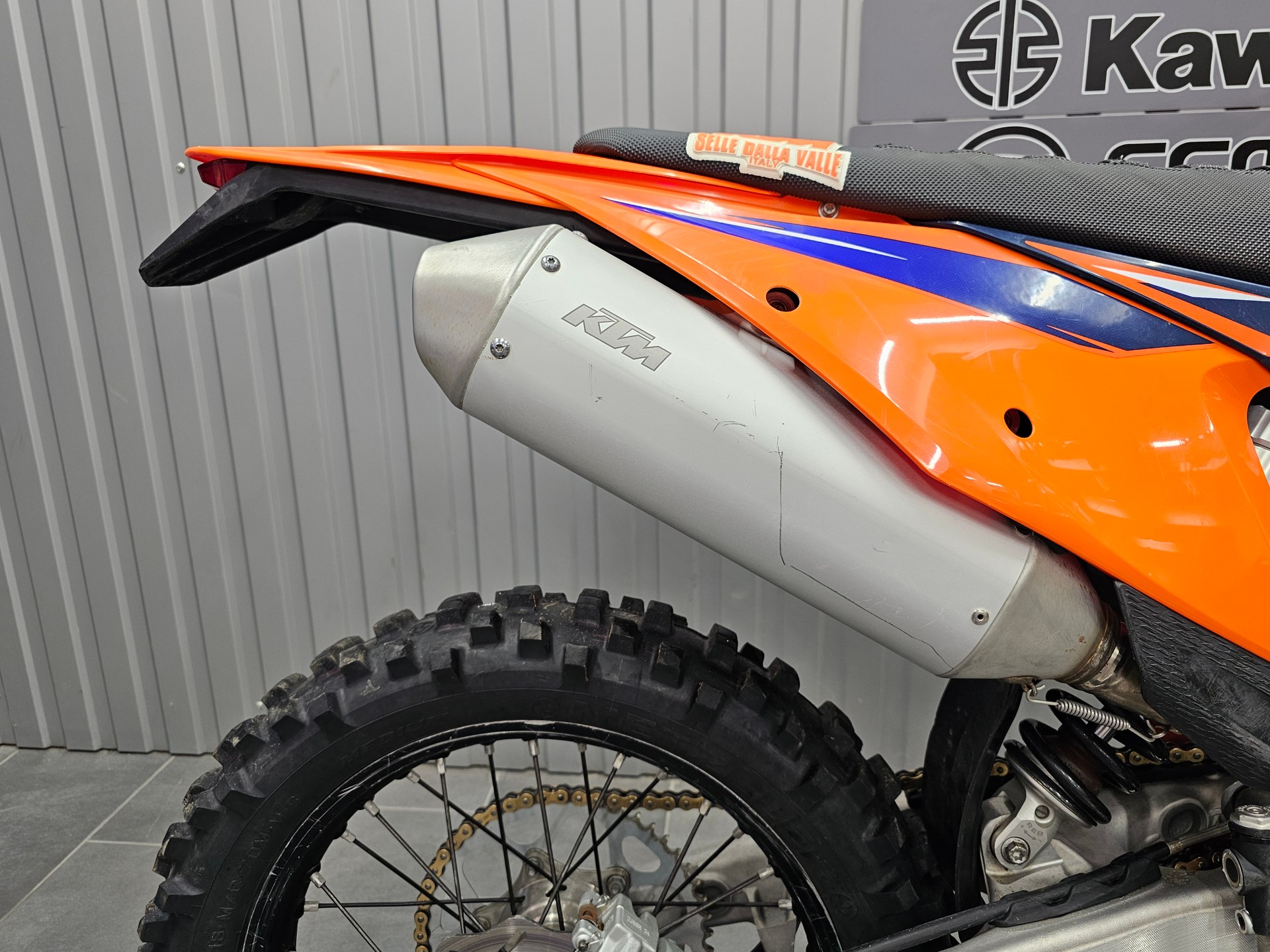 KTM 450 EXC-F-showroom-element-3