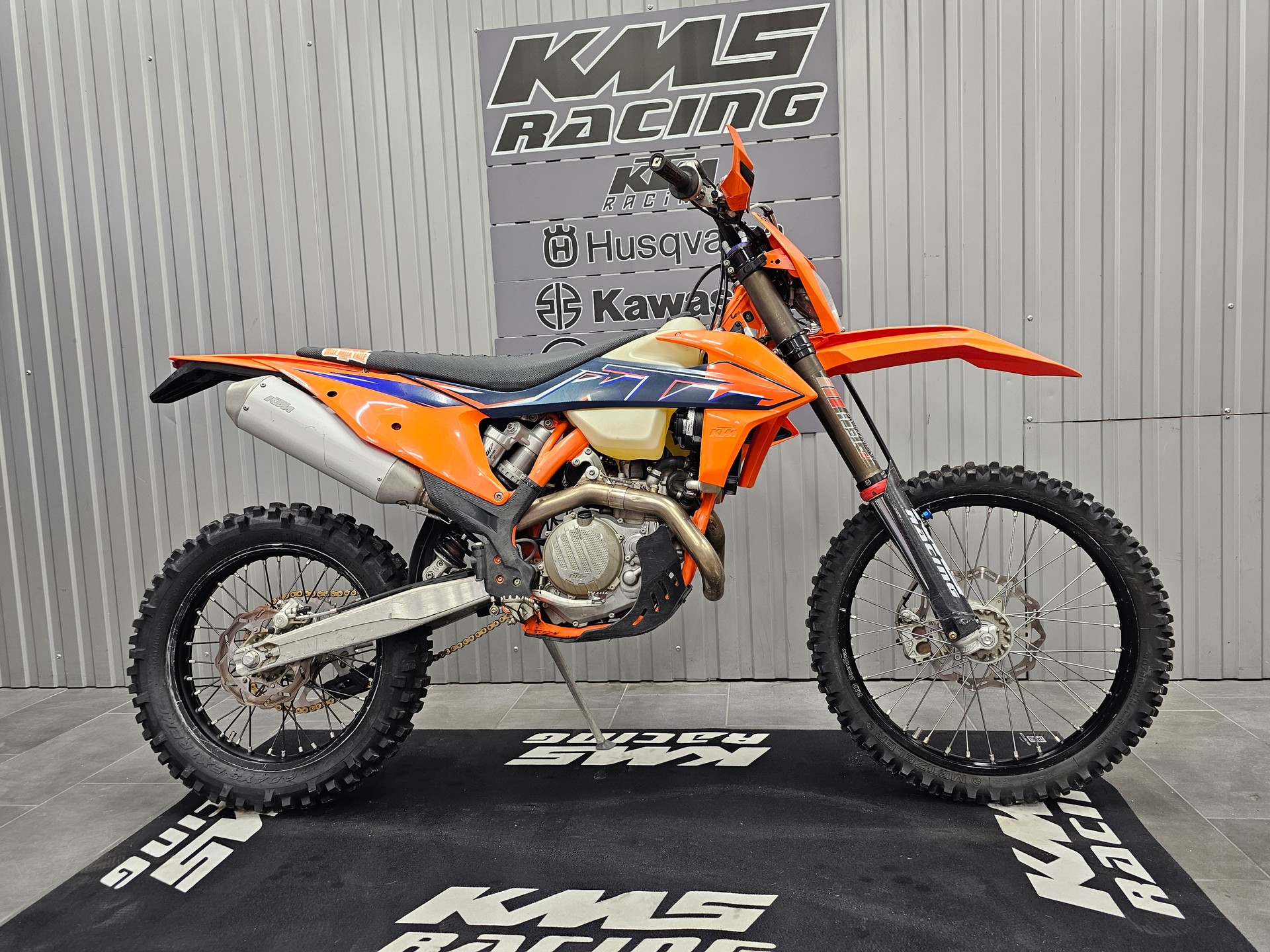 KTM 450 EXC-F-showroom-element-1
