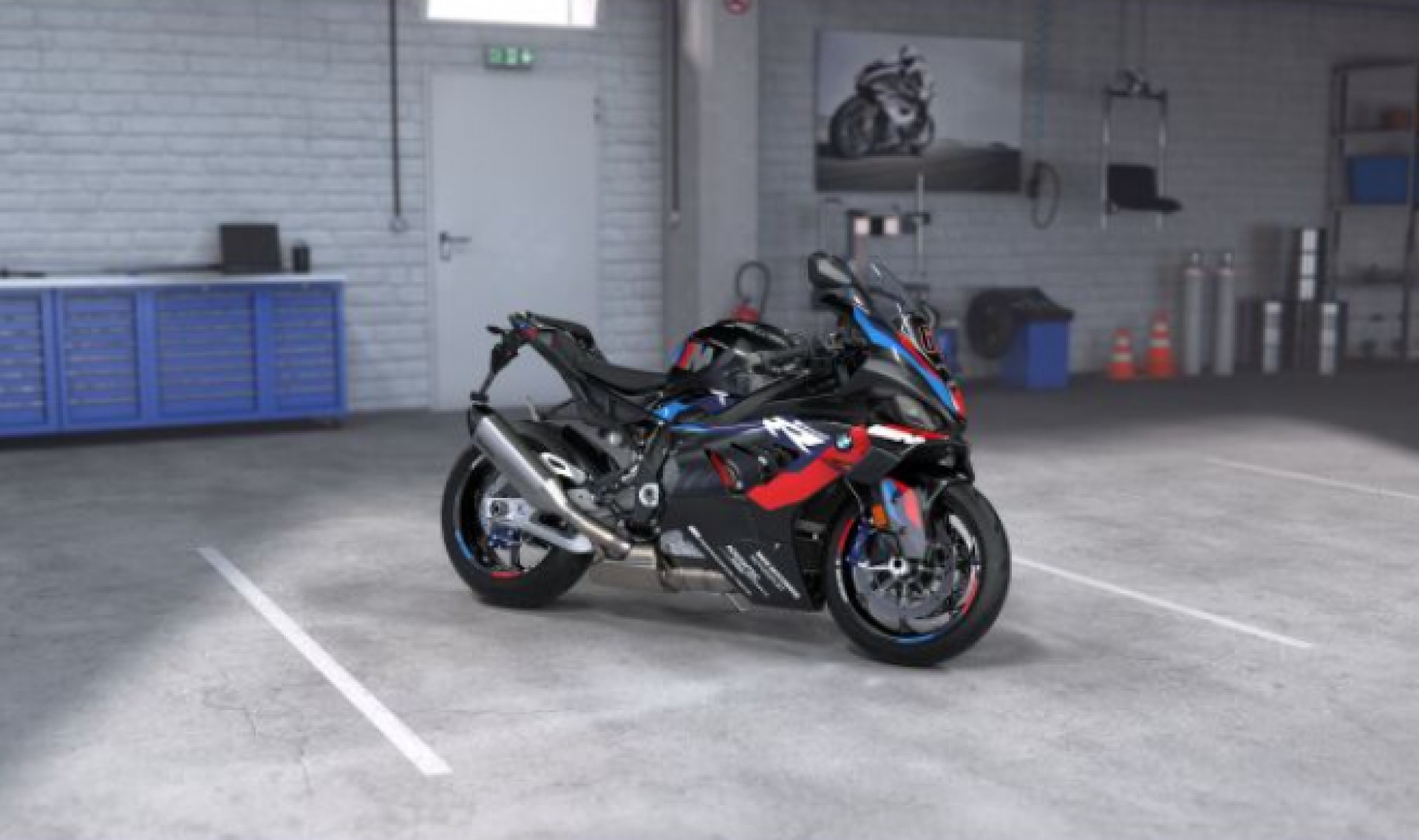 BMW M 1000 RR Competition-image-1