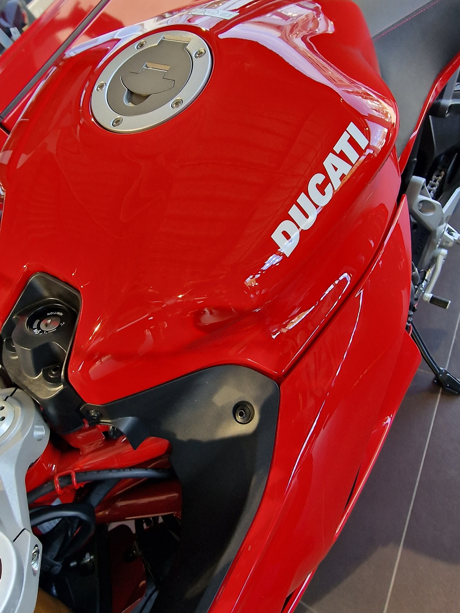 DUCATI 950 Supersport S-image-4