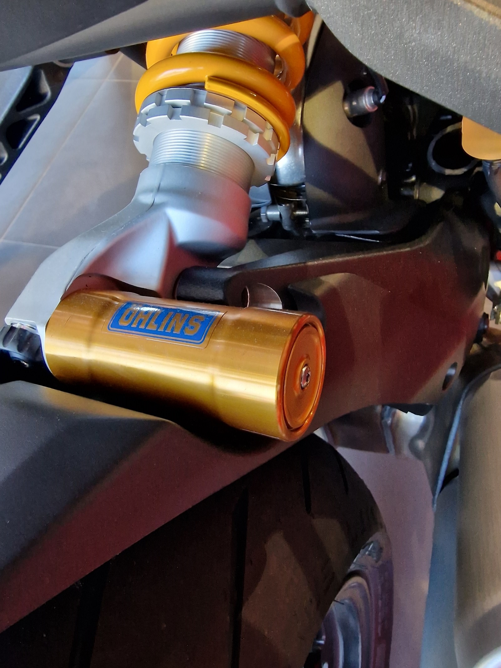 DUCATI 950 Supersport S-image-6