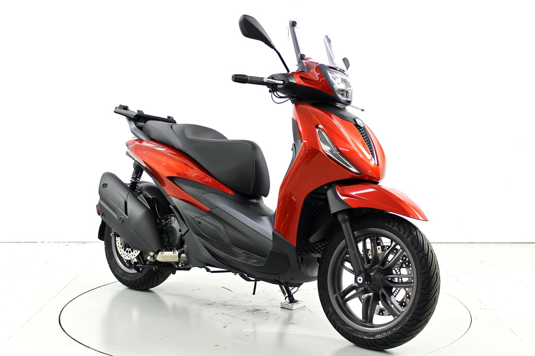 PIAGGIO Beverly 400 hpe ABS-showroom-element-1
