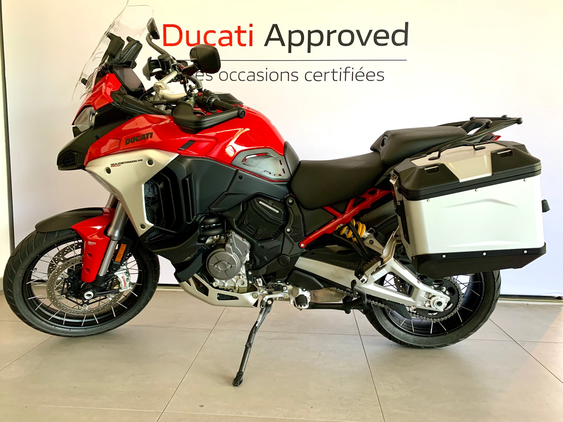 DUCATI Multistrada V4 Rally Travel  Adventure-showroom-element-1