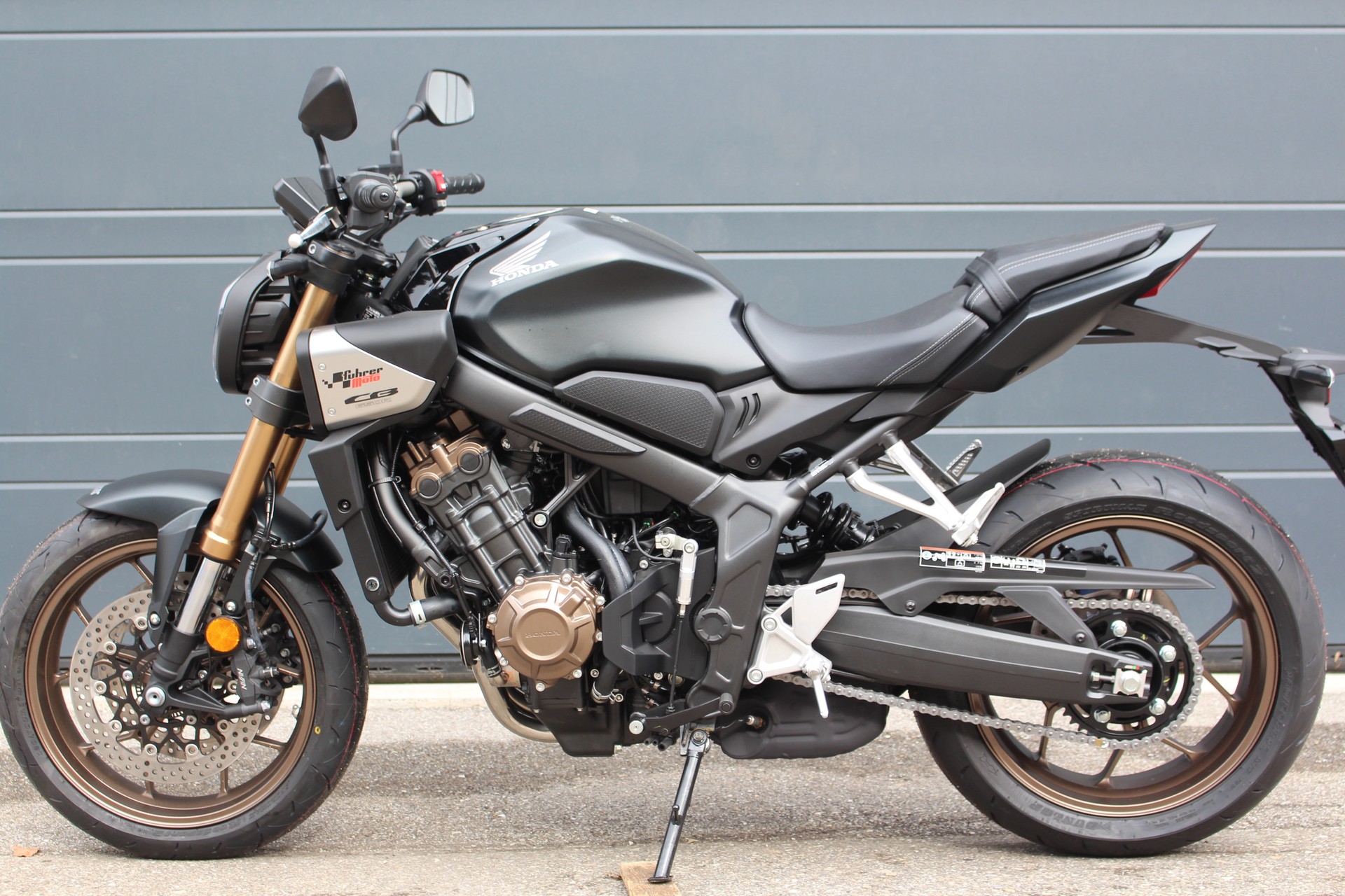 HONDA CBR 650 R-showroom-element-2