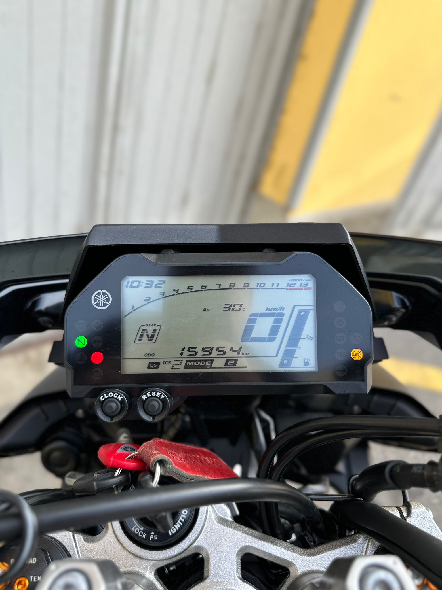 YAMAHA MT-10 ABS-image-4
