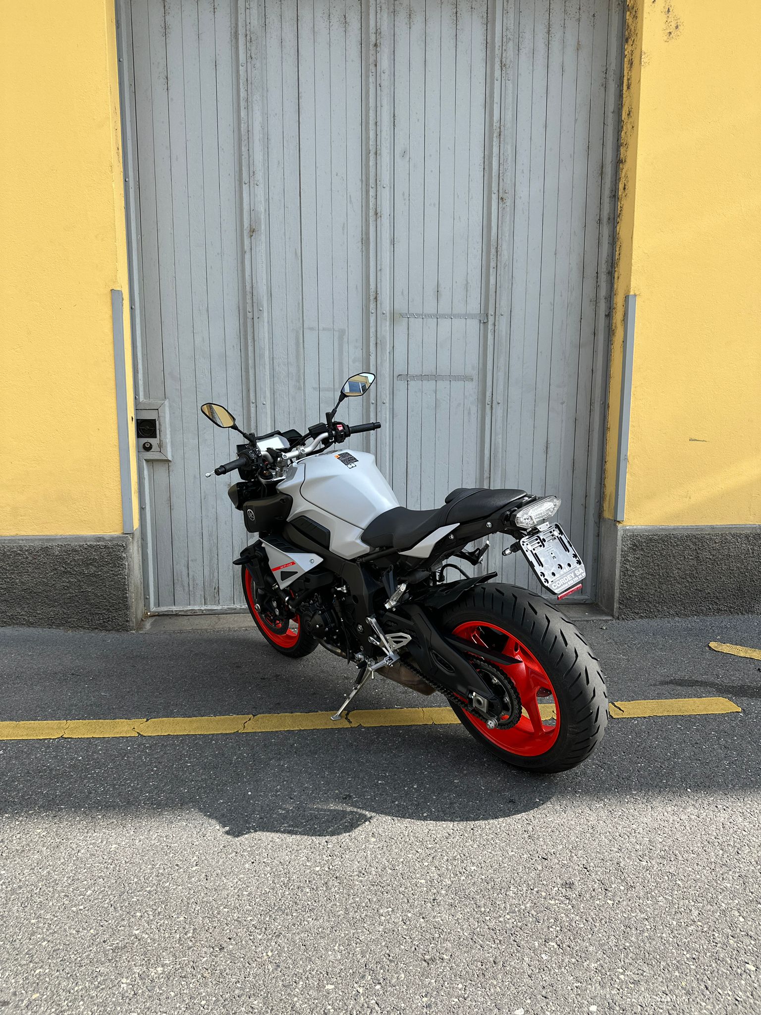 YAMAHA MT-10 ABS-image-3