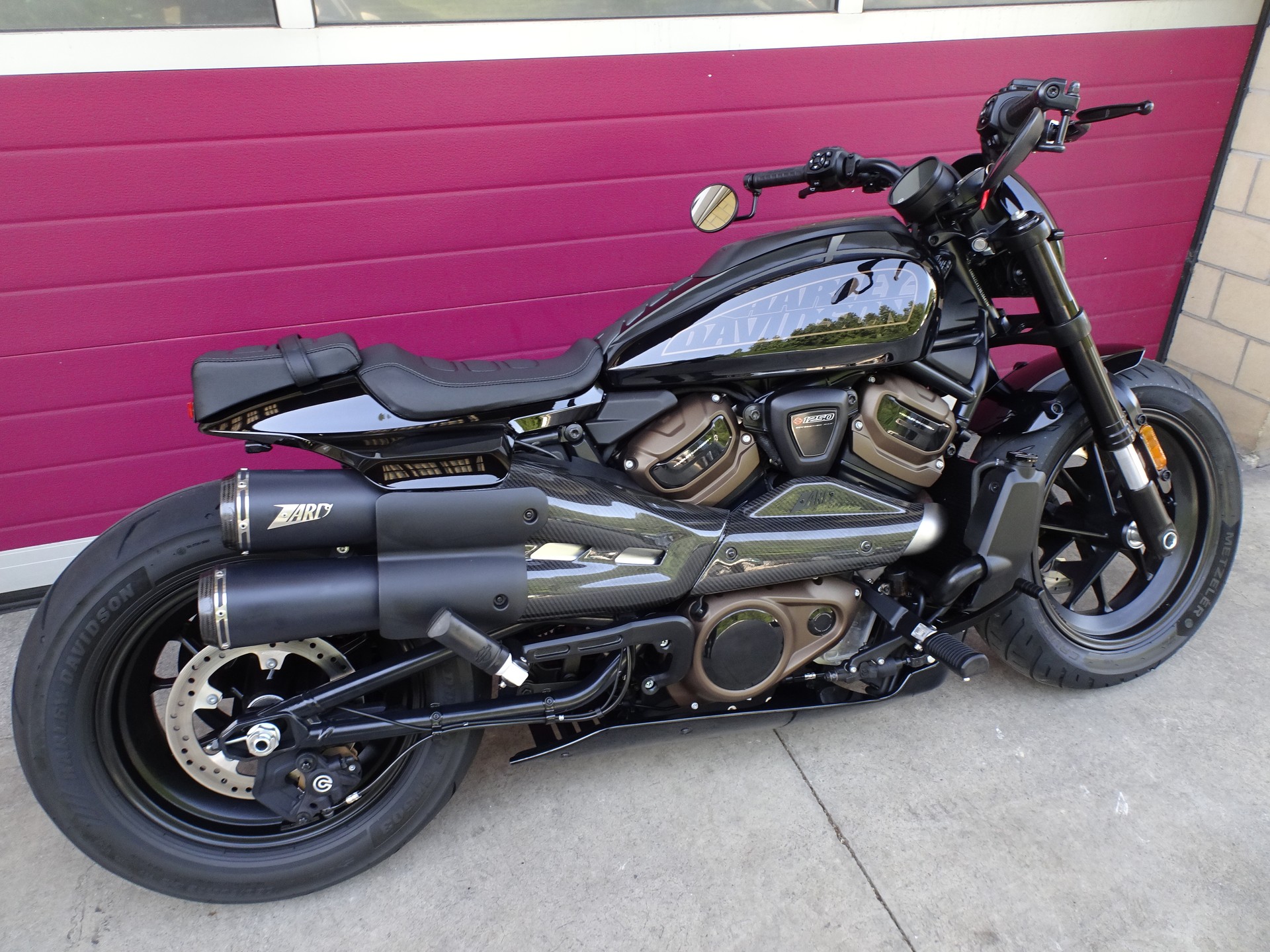 HARLEY-DAVIDSON RH 1250 Sportster S-showroom-element-3
