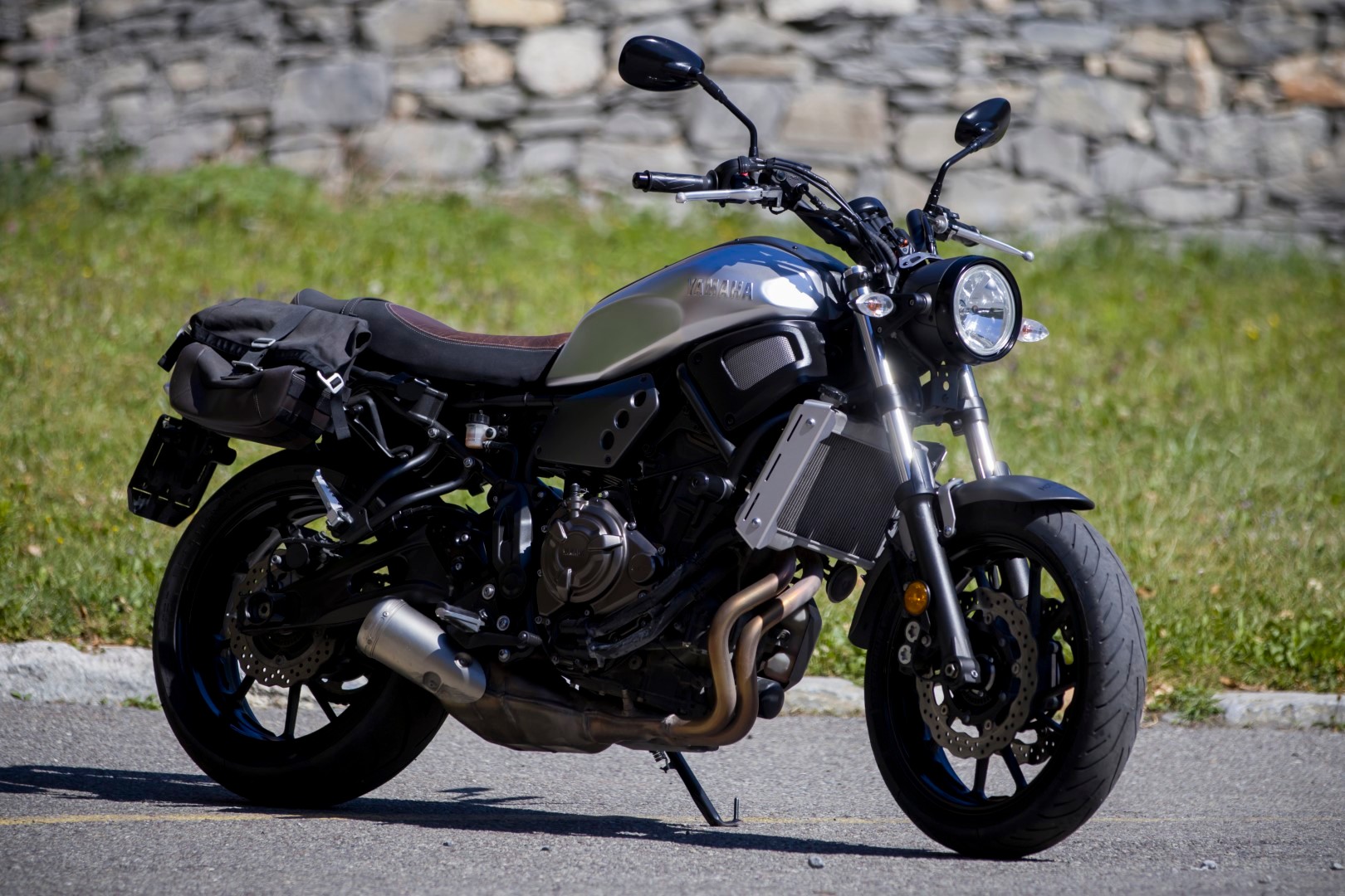 YAMAHA XSR 700-image-0