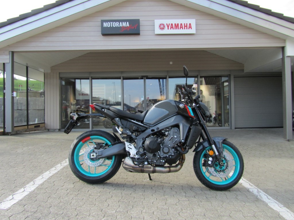 YAMAHA MT-09 A
