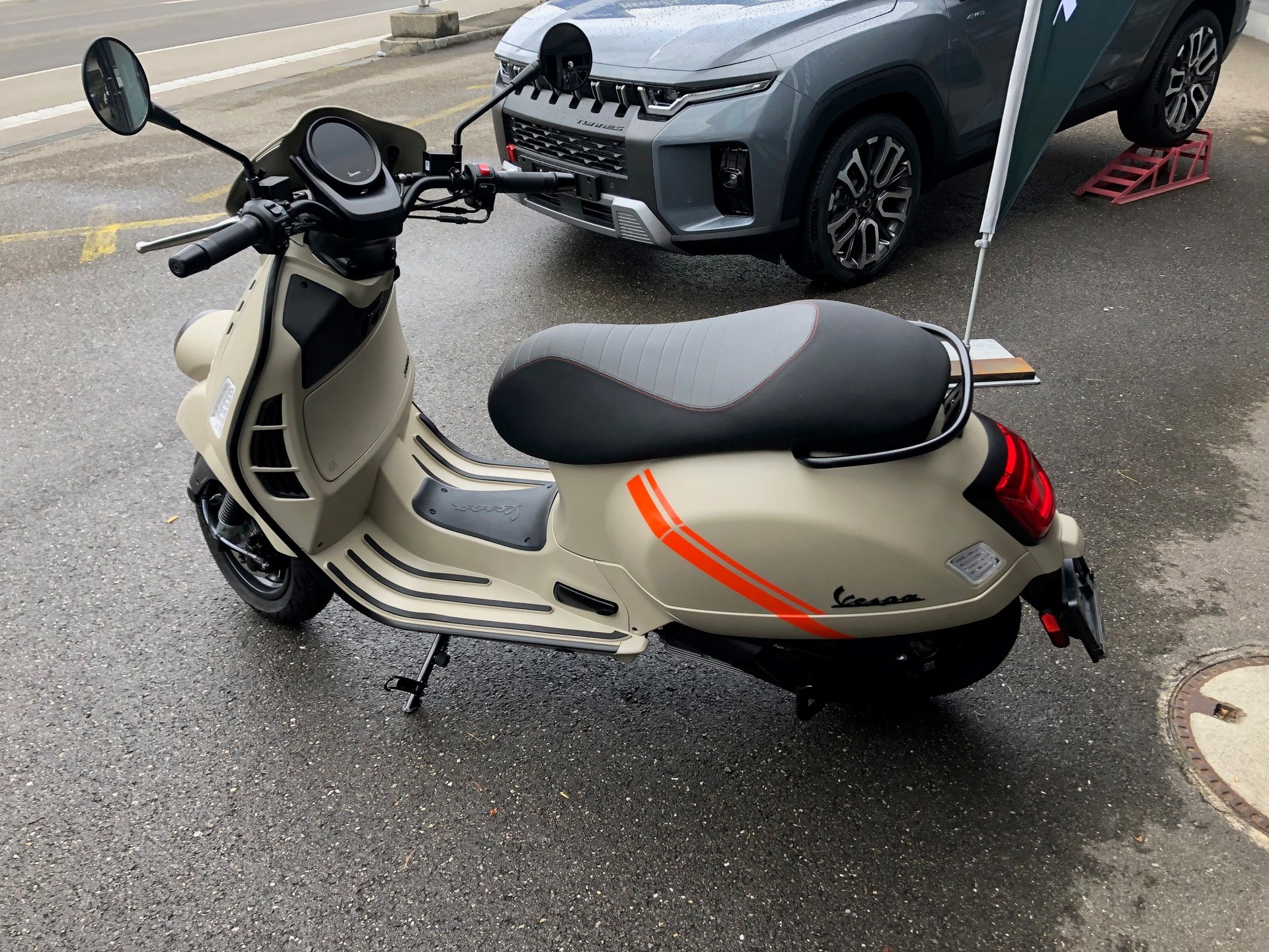 PIAGGIO Vespa GTV 300-image-3