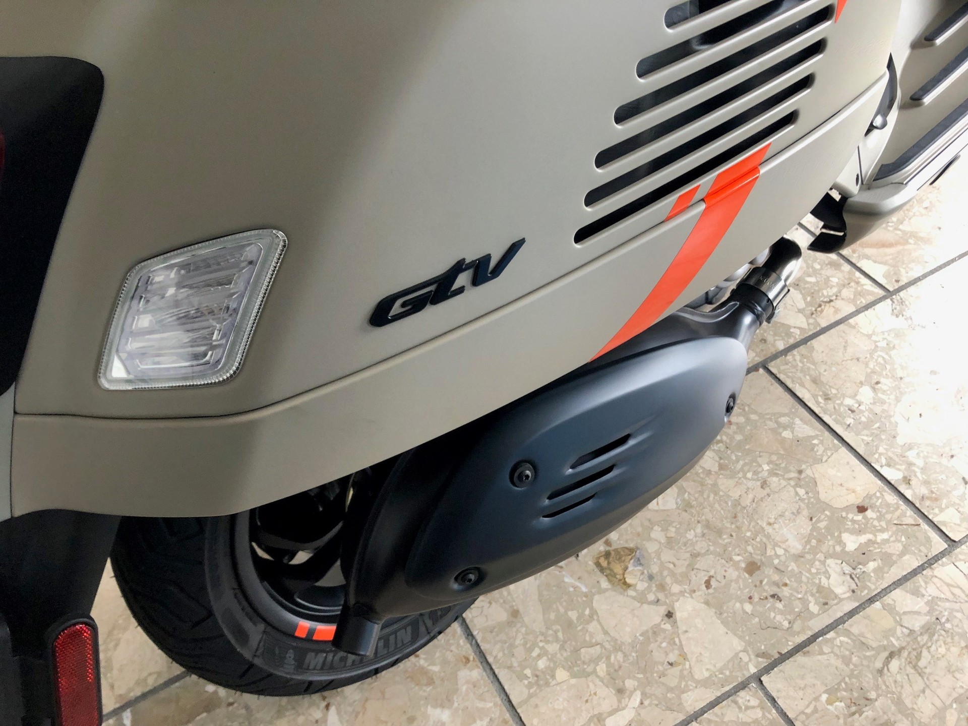 PIAGGIO Vespa GTV 300-image-7