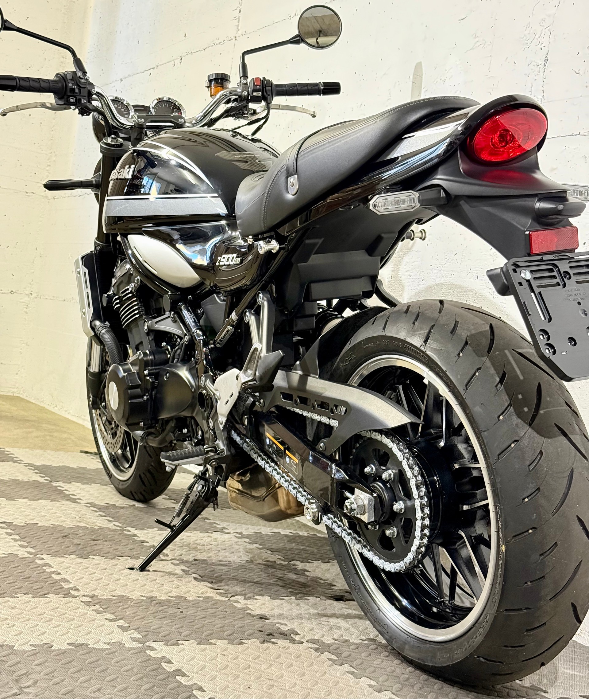 KAWASAKI Z 900 RS-image-12