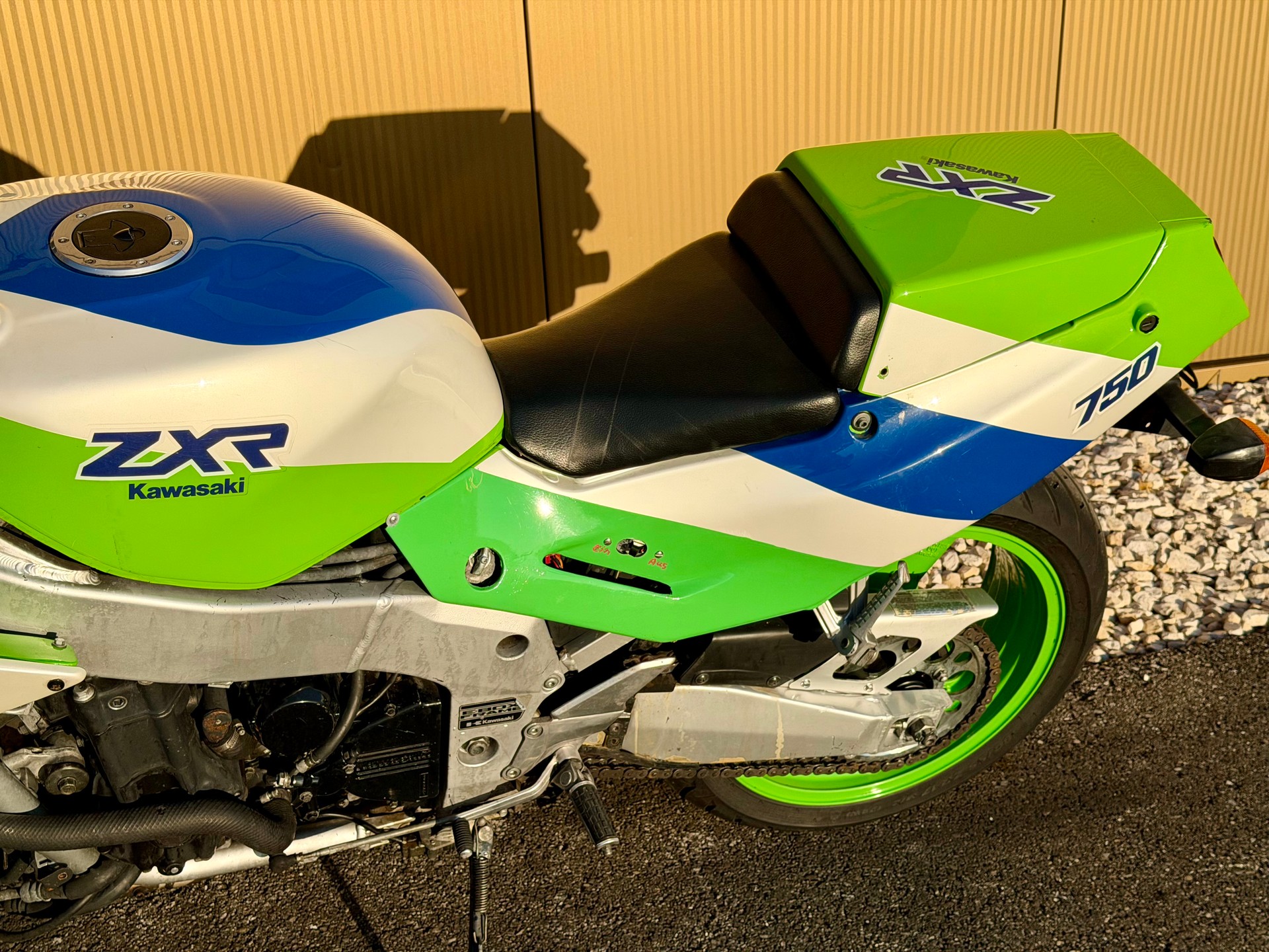 KAWASAKI ZXR - acquistare un veicolo usato | MotoScout24