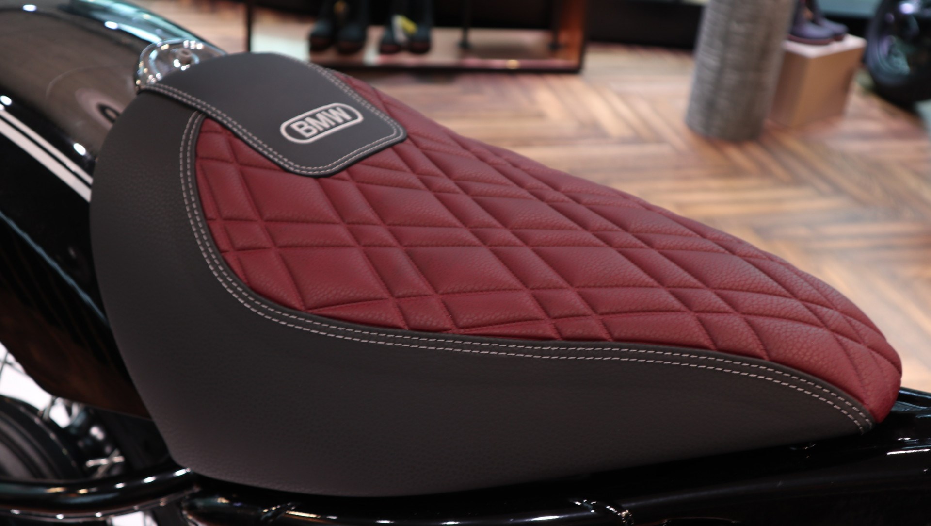 BMW R 18-showroom-element-2