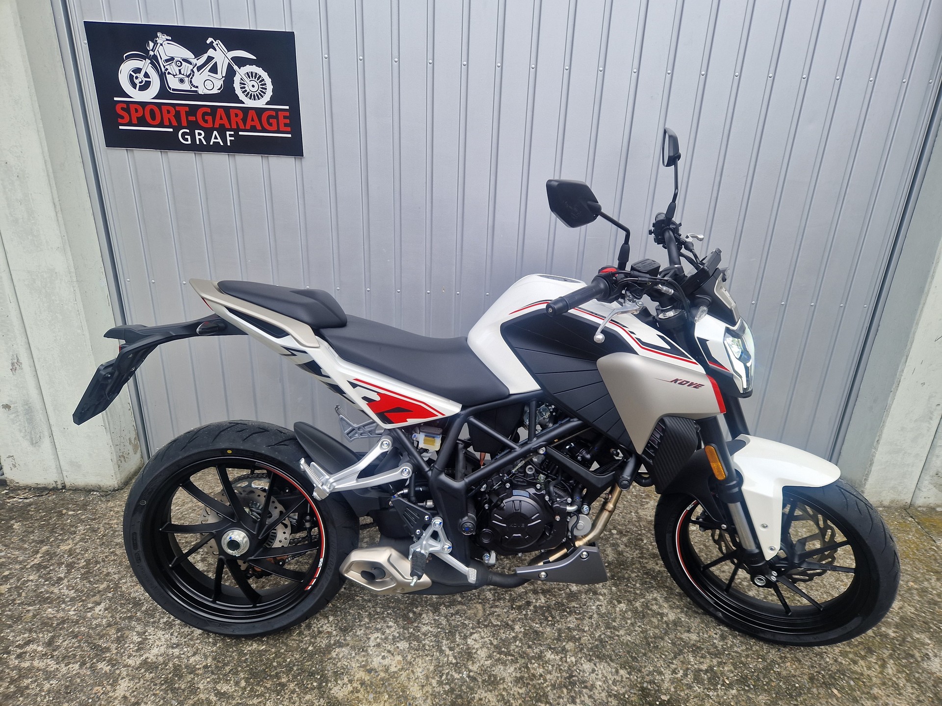 KOVE R 125 Nakedbike