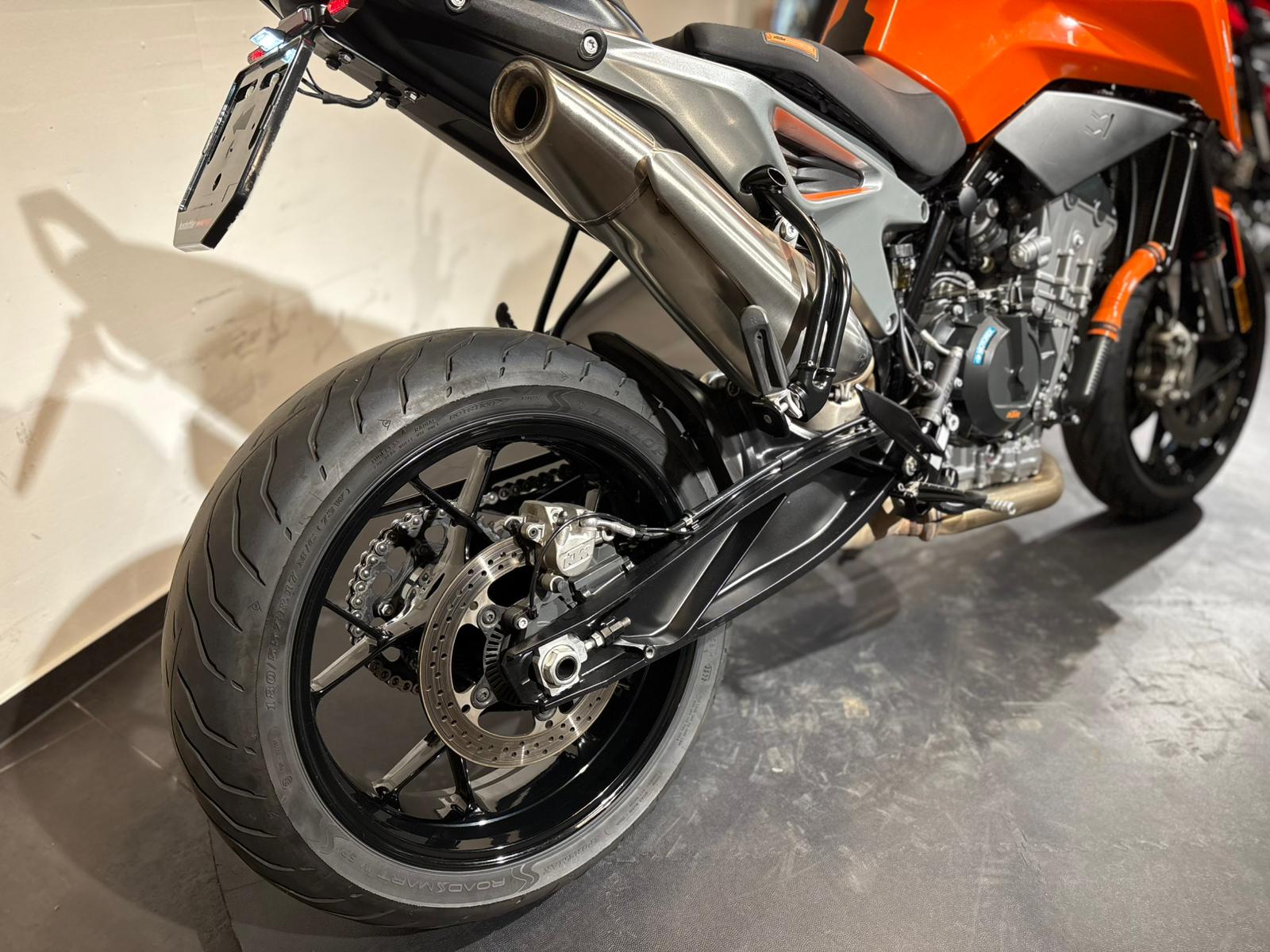 KTM 790 Duke-image-8