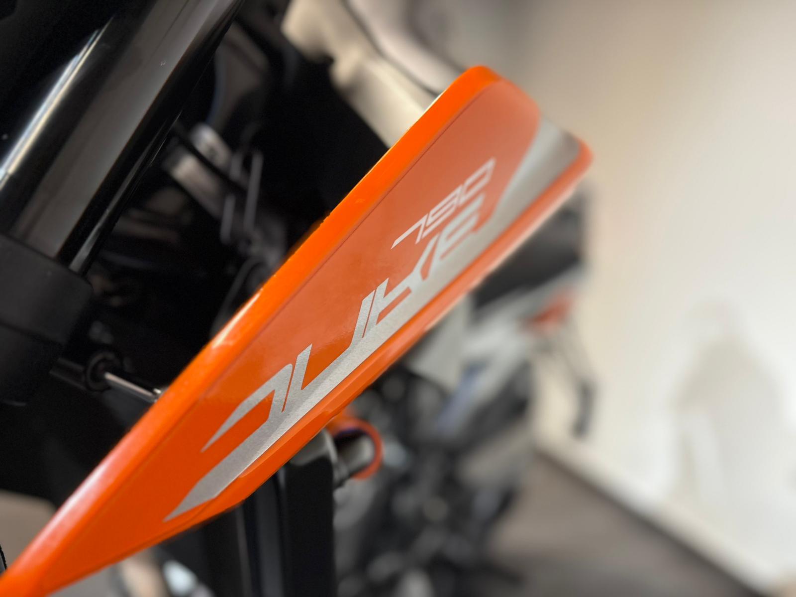 KTM 790 Duke-image-9