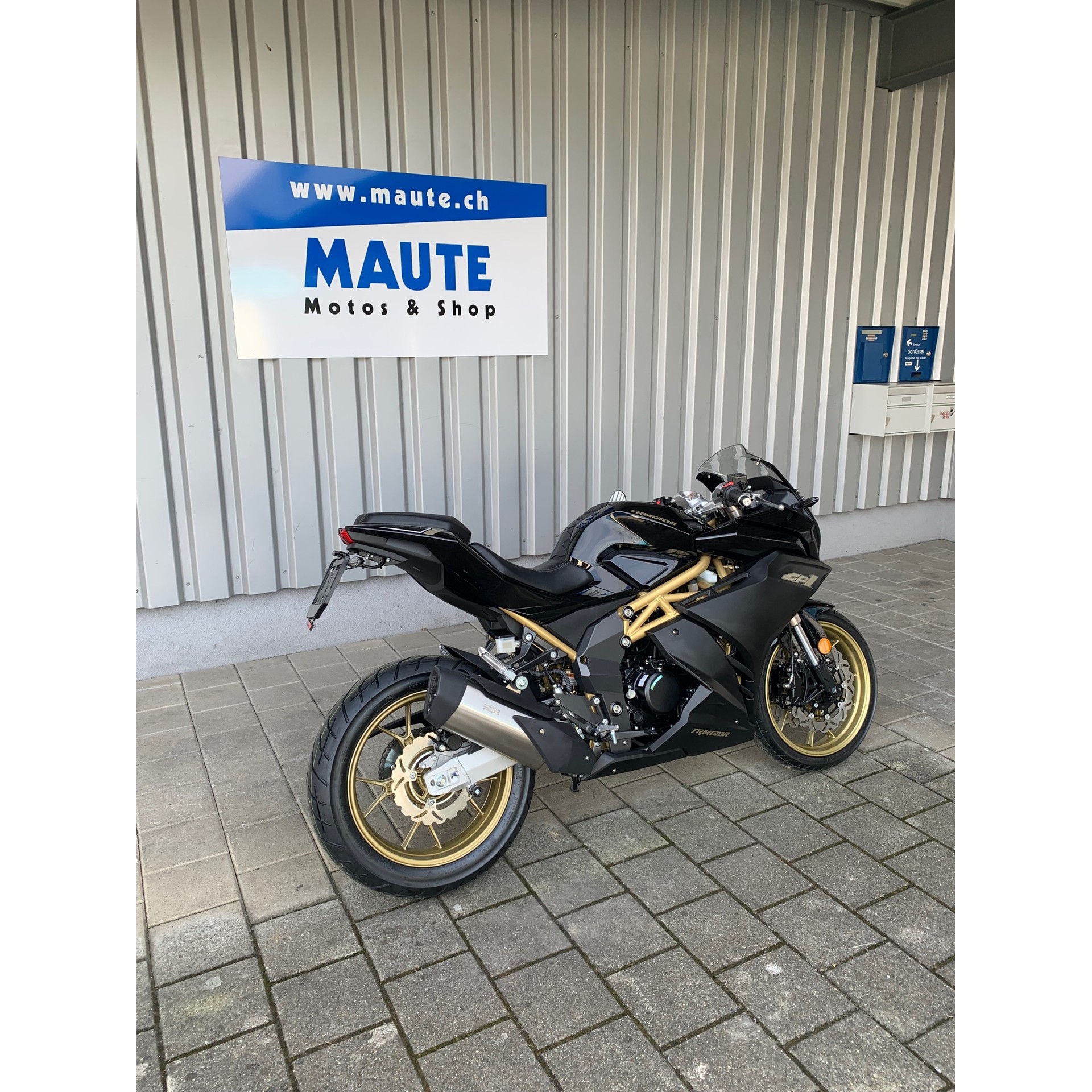 TRMOTOR GP 1 125cc-showroom-element-3