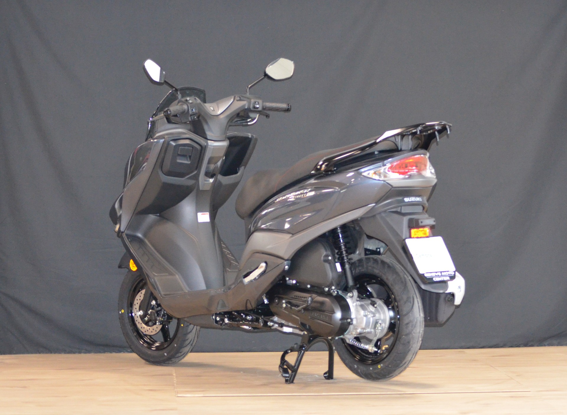SUZUKI BURGMAN 125-showroom-element-2