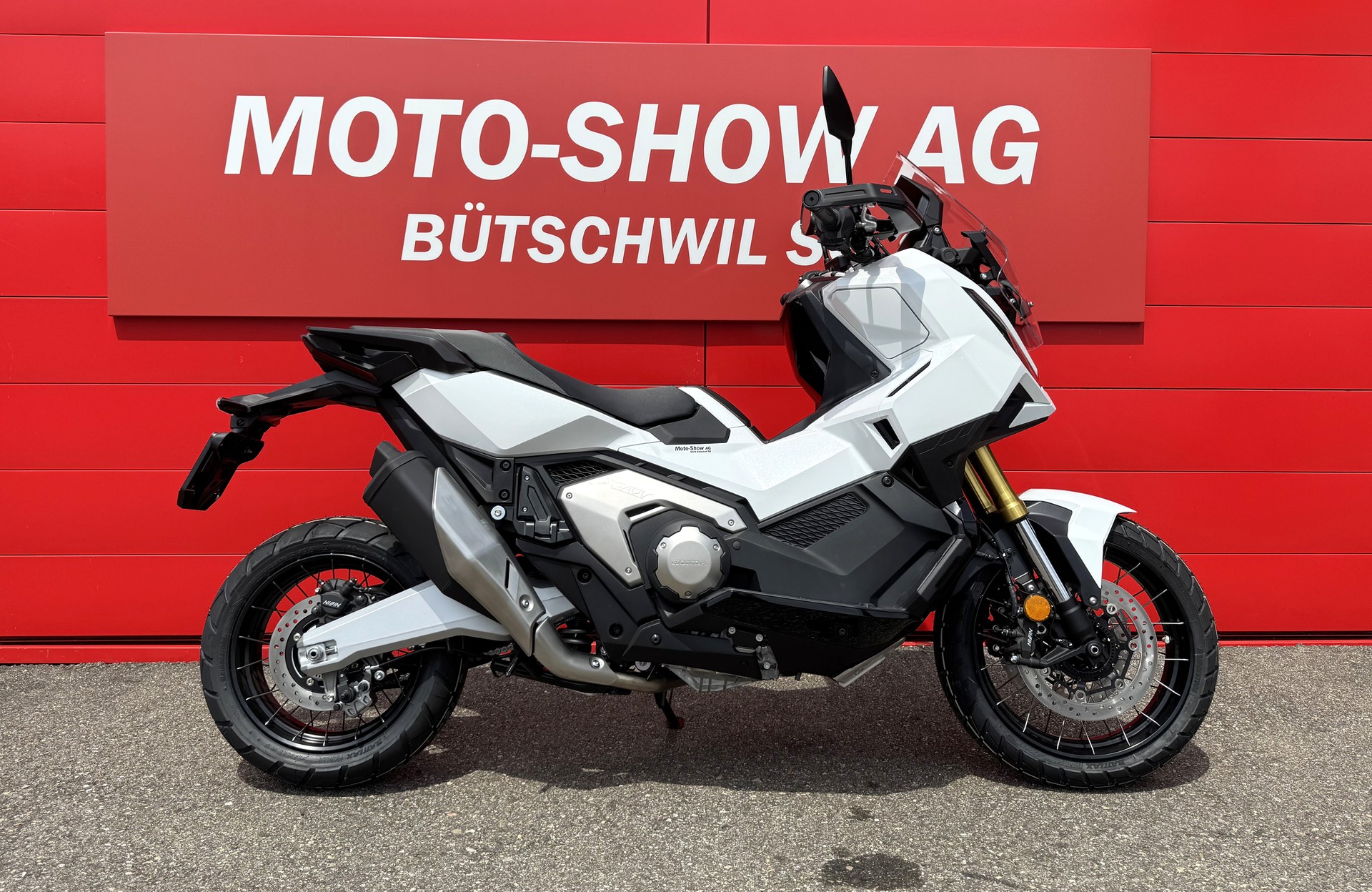 HONDA X-ADV 750