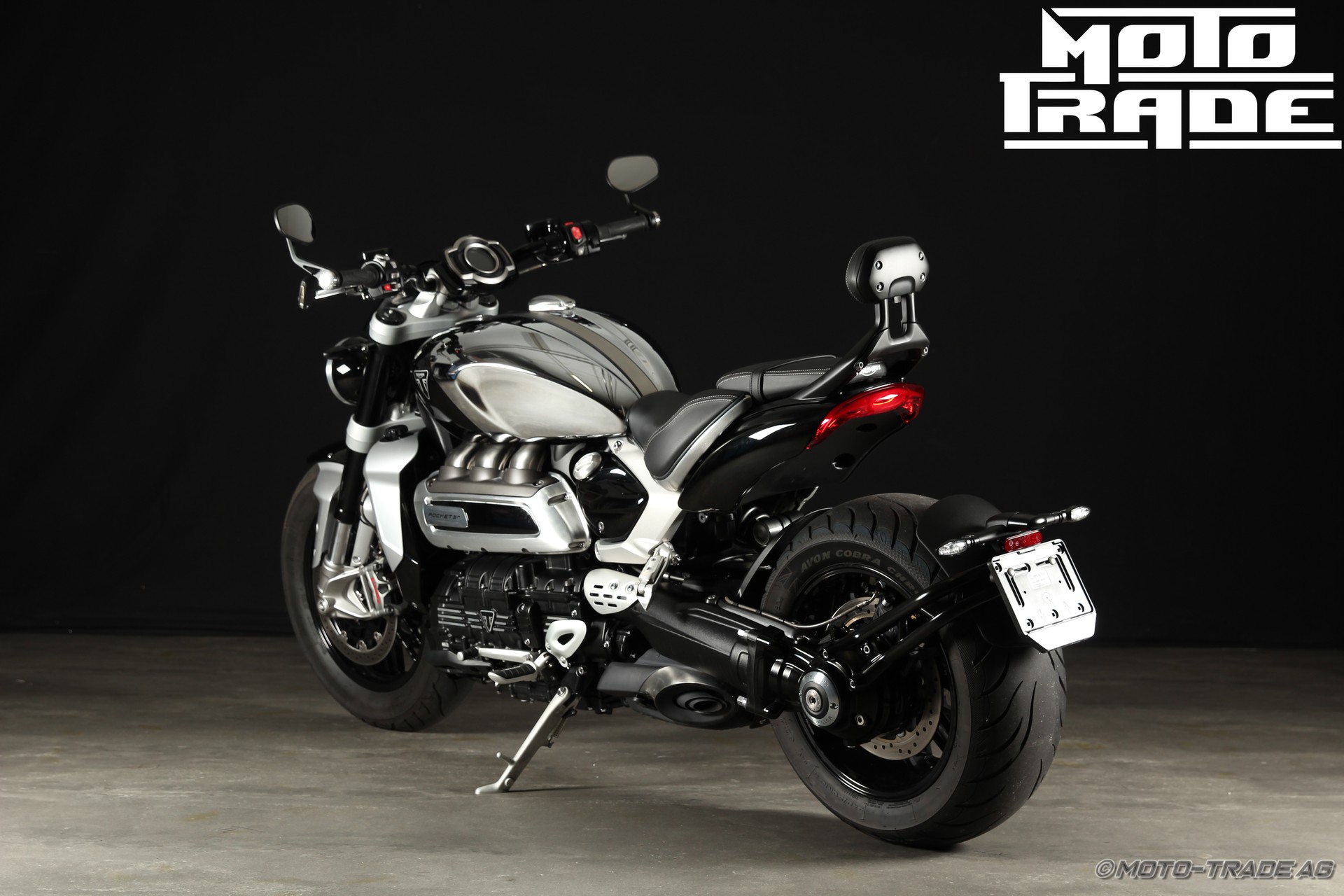 TRIUMPH Rocket 3 R Special Edition-showroom-element-3