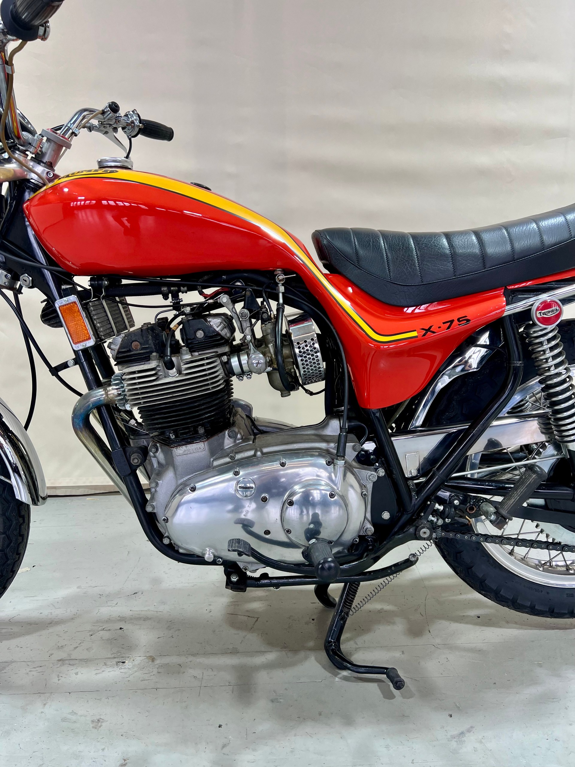 TRIUMPH X-75 Hurricane-image-6