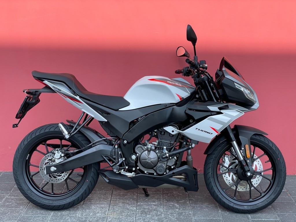 APRILIA Tuono 125