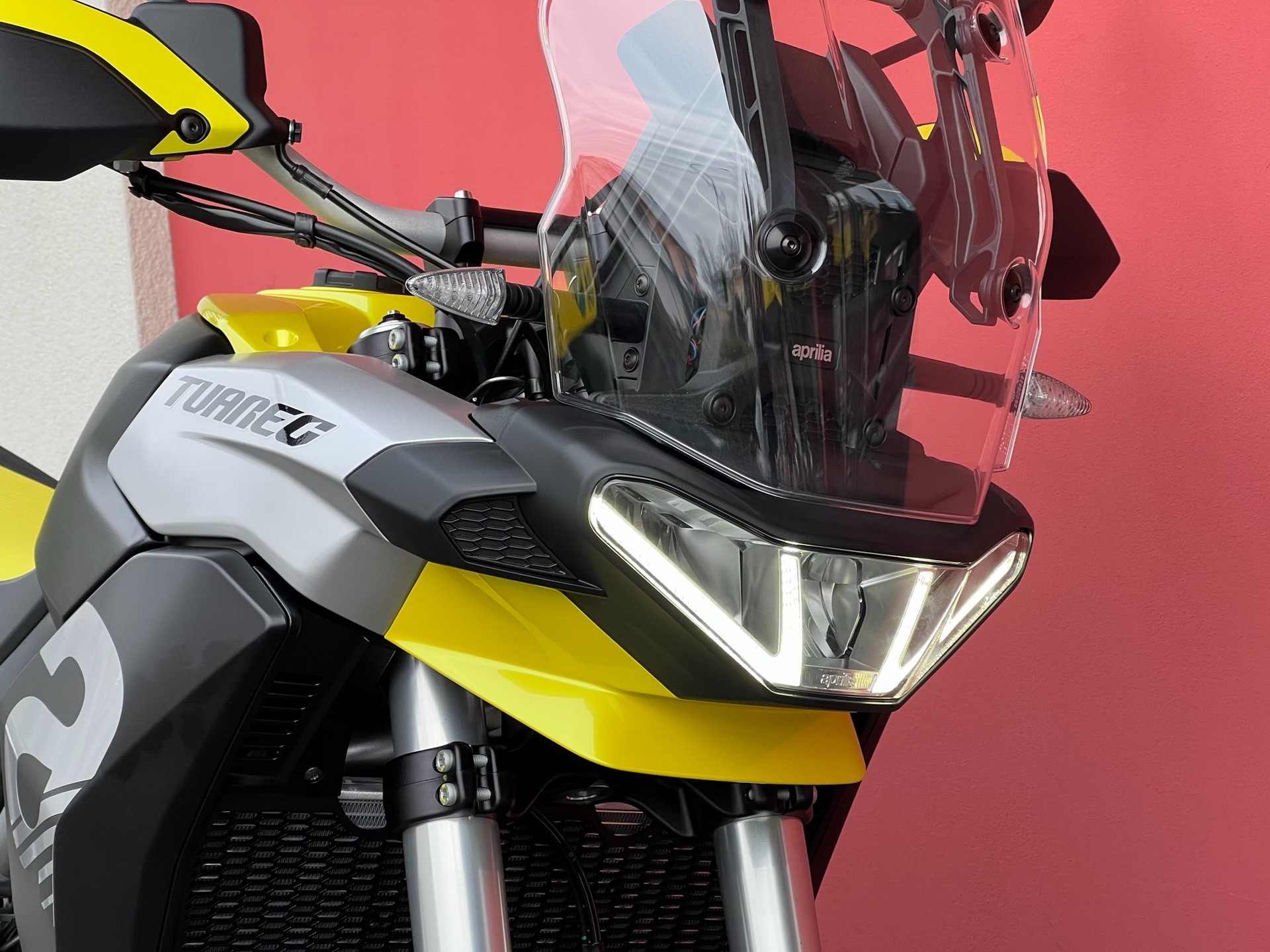 APRILIA Tuareg 660 (35kW) / + FREE OFFROAD TOUR-showroom-element-1