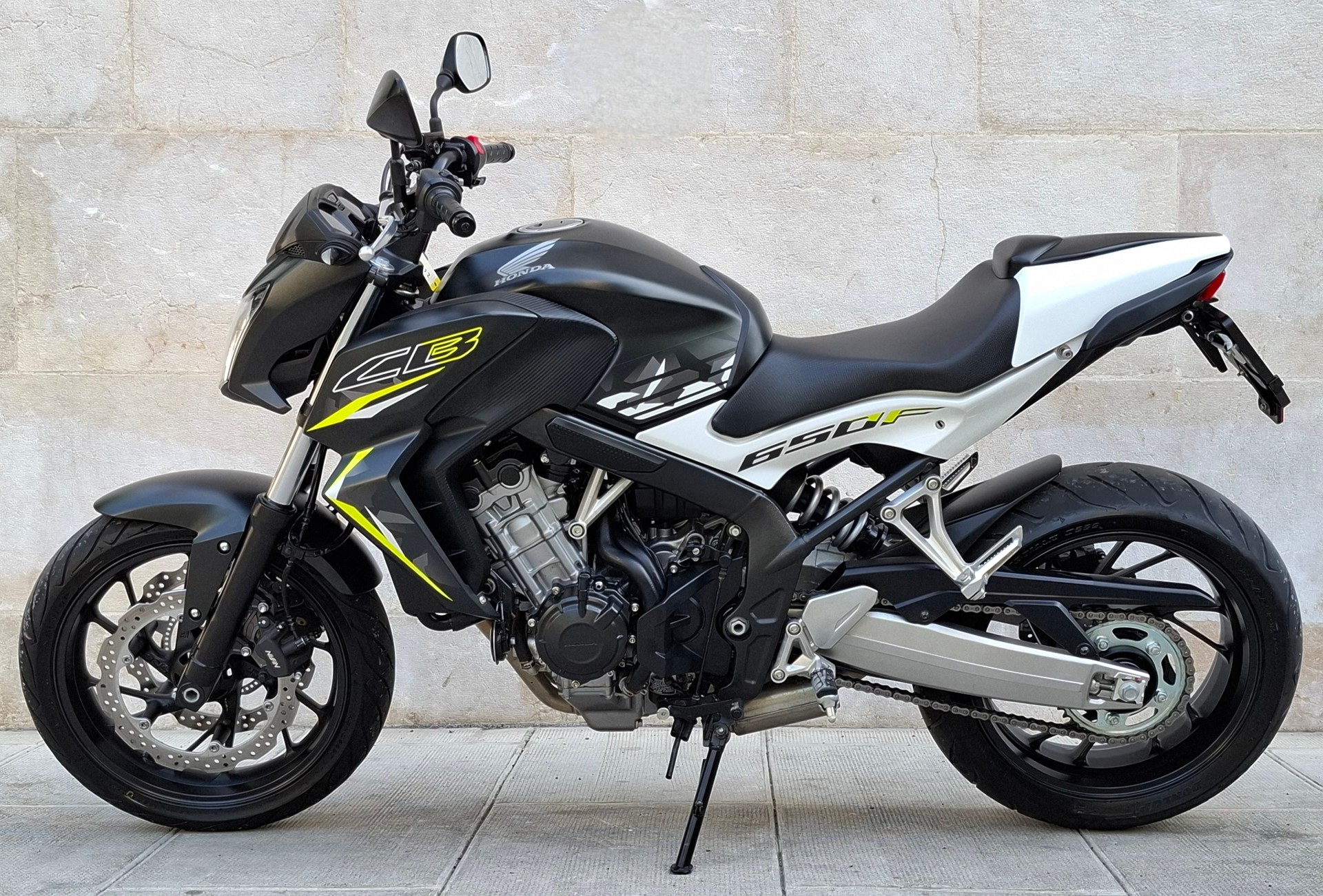 HONDA CB 650 F ABS-showroom-element-2