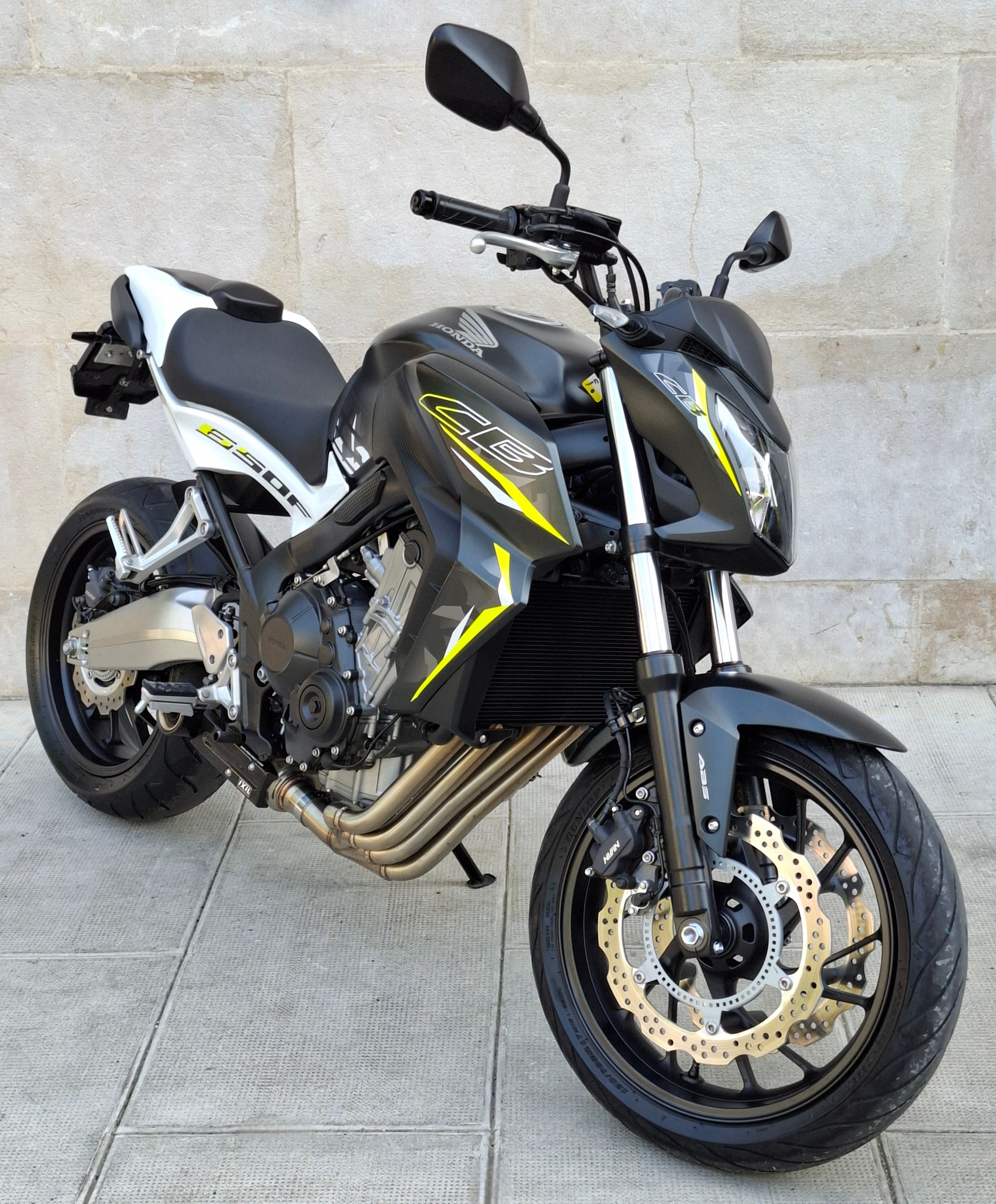 HONDA CB 650 F ABS-showroom-element-1