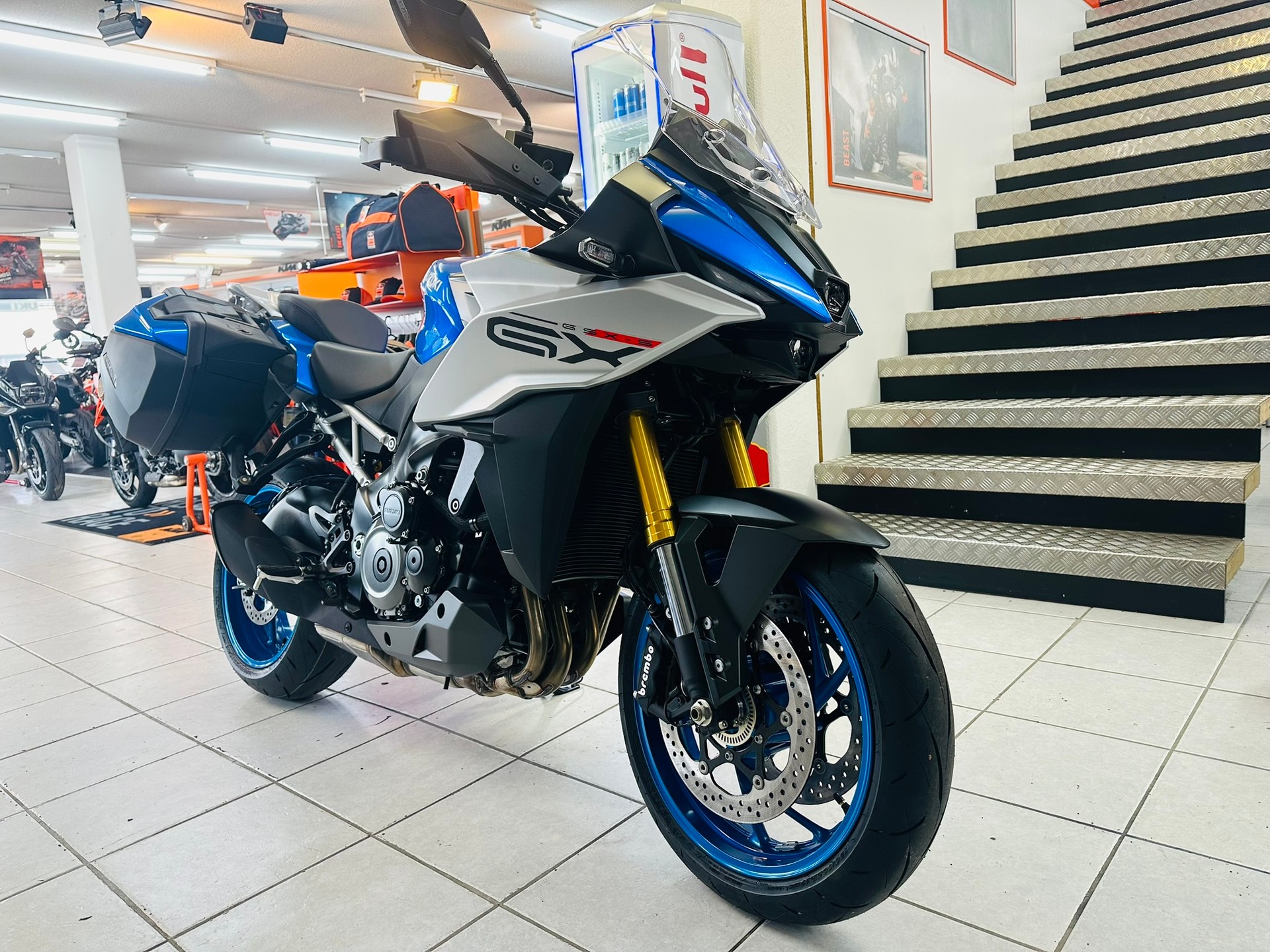 SUZUKI GSX-S 1000 GX Travel