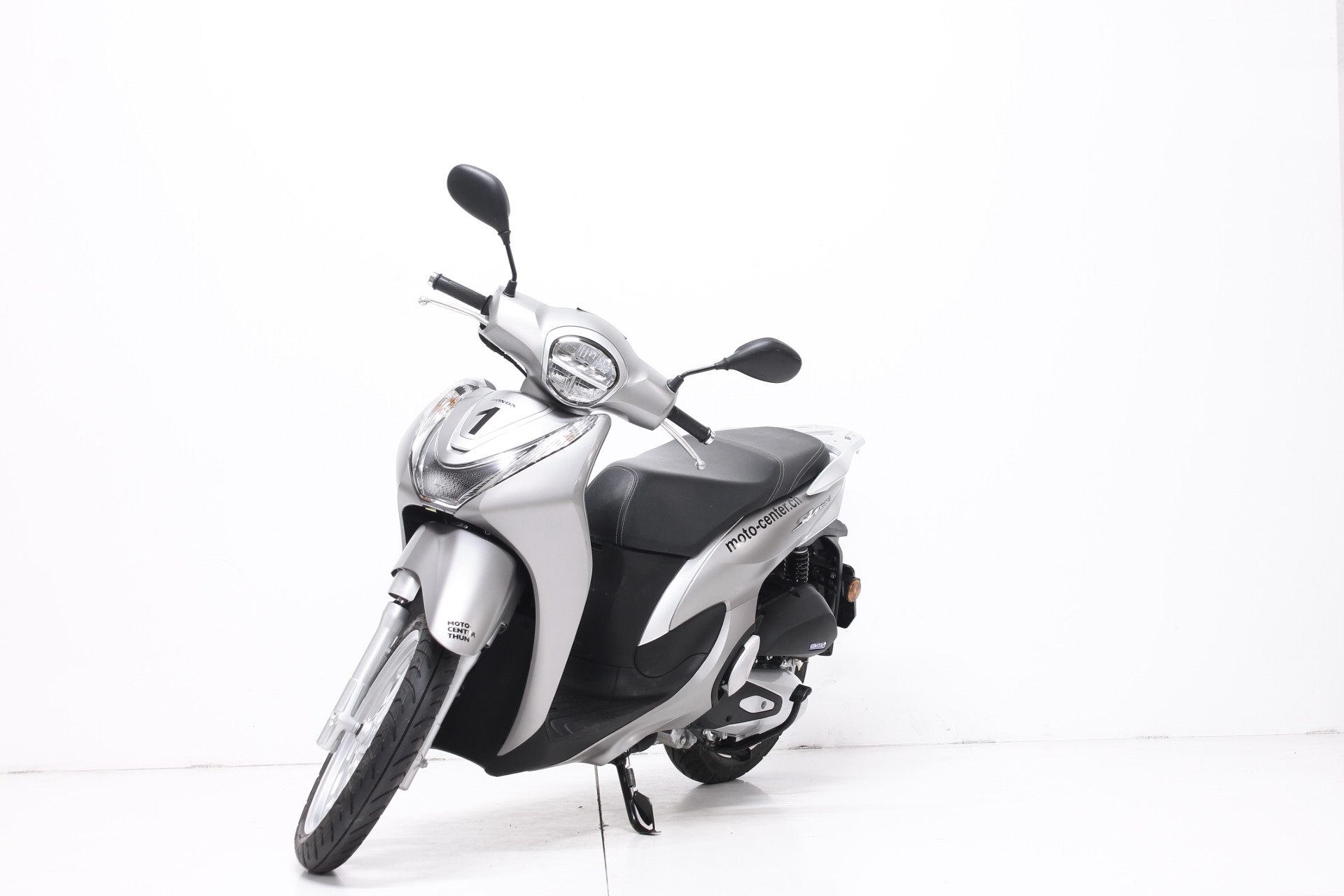 Honda Sh125i Sh 125 Abs 2019 Usato Honda Sh125 Moto 125 Modelli E