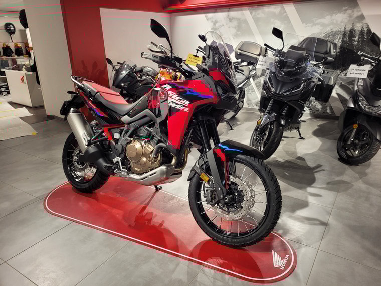 HONDA CRF 1100 Africa Twin-image-0